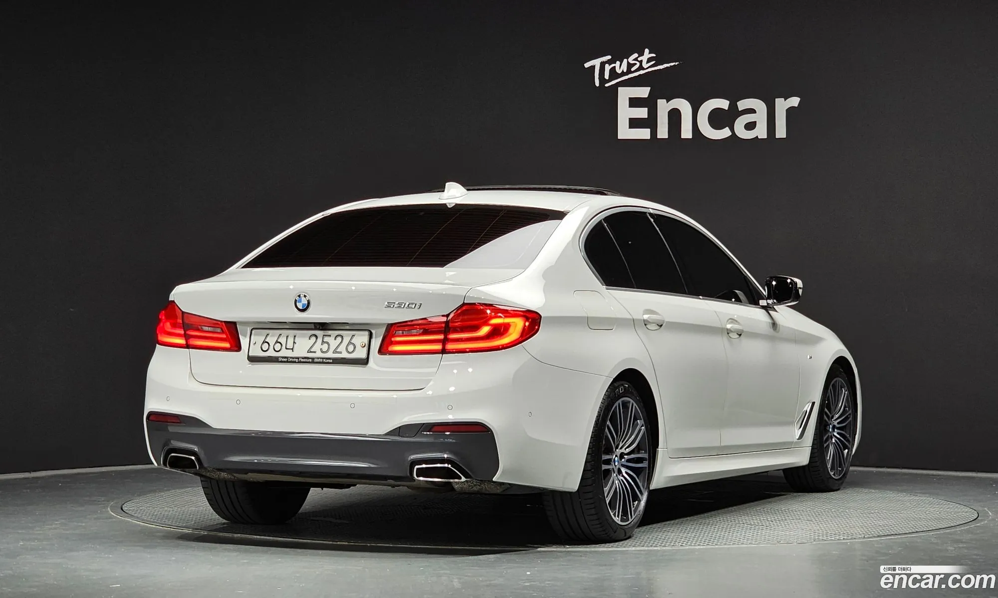 BMW 5 Series G30 530I M Sports Plus - фотография 8047552