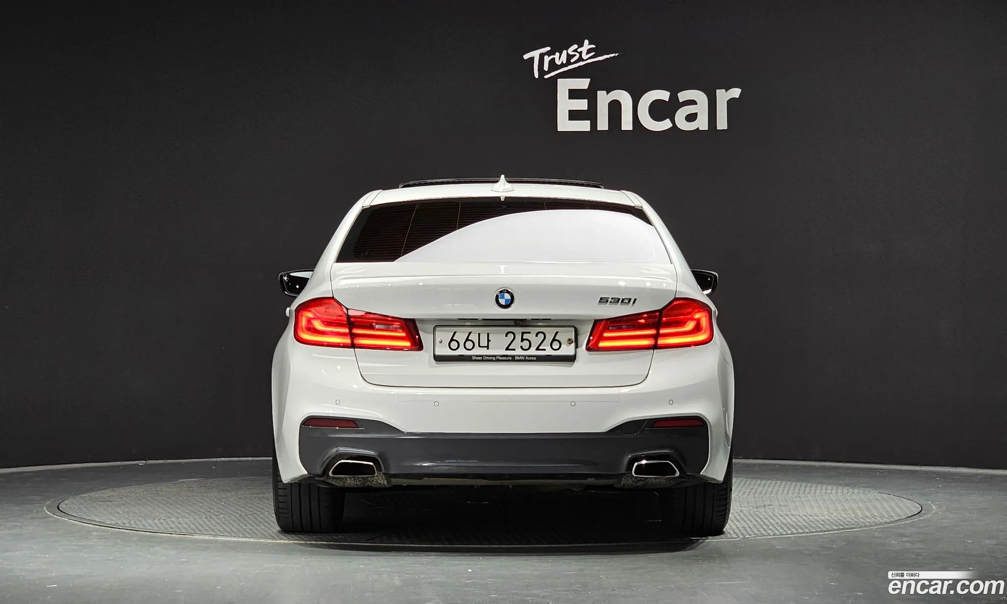 BMW 5 Series G30 530I M Sports Plus - фотография 8047554