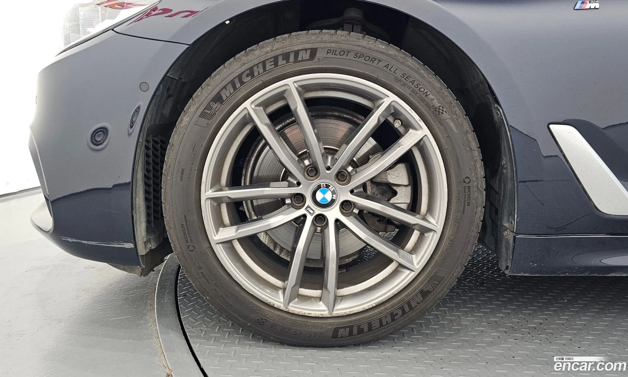 BMW 5 Series G30 520D M Sports Plus - фотография 6985747