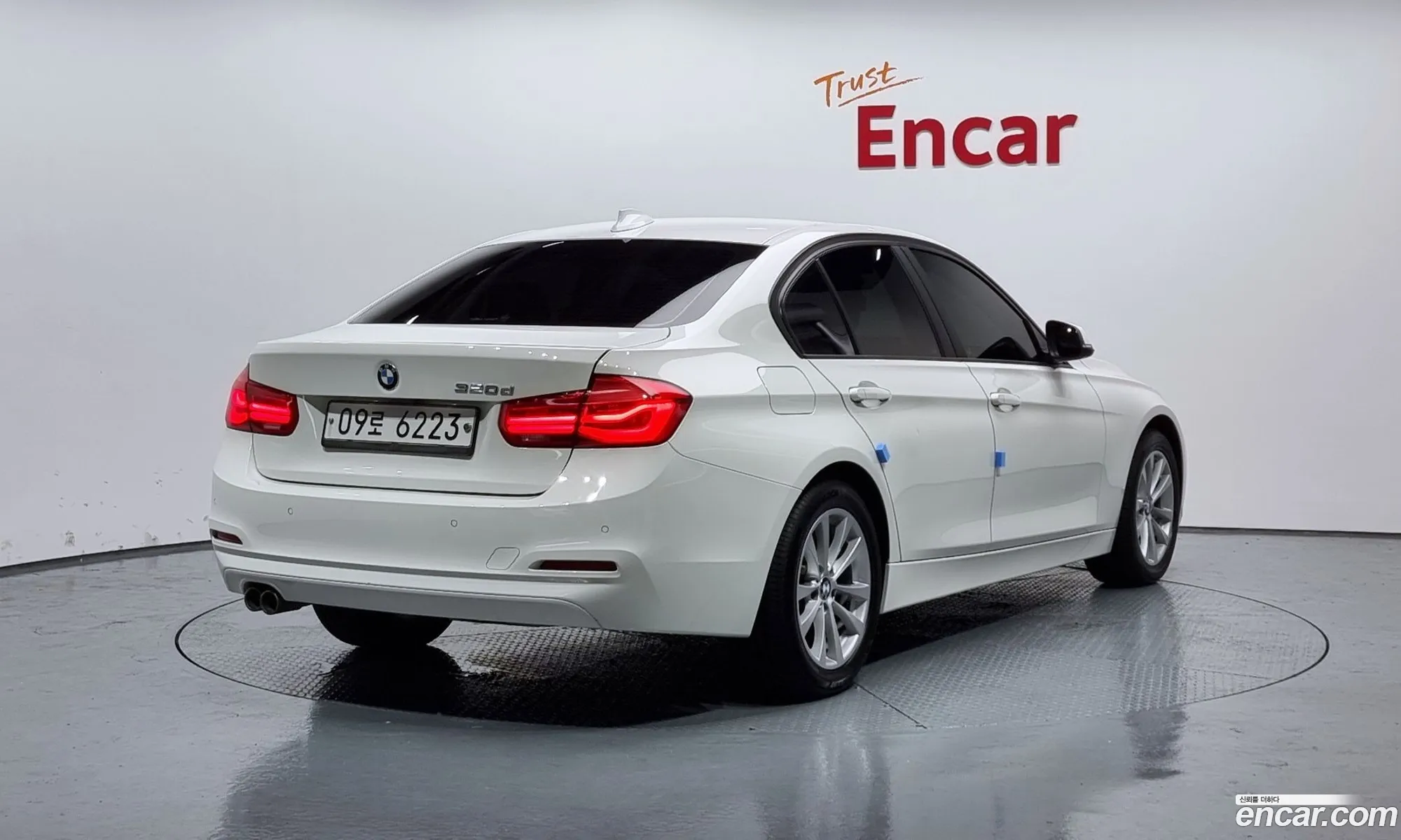 BMW 3 Series F30 320D - фотография 8149416