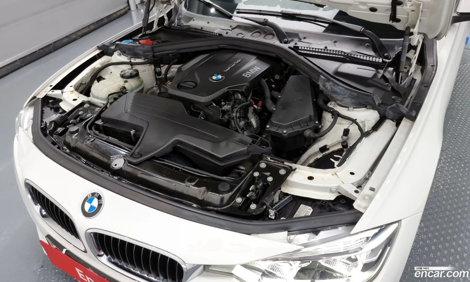 BMW 3 Series F30 320D - фотография 8149420