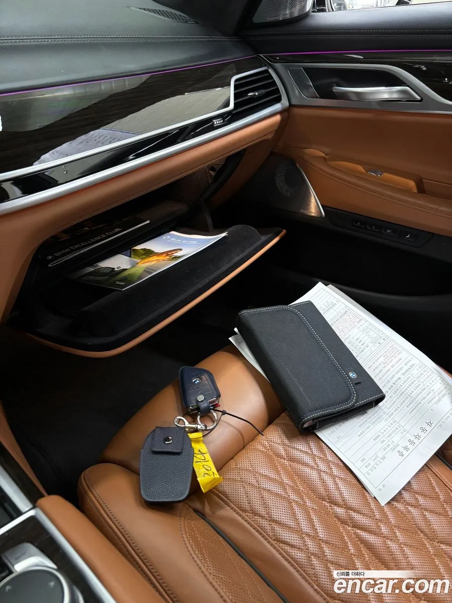 BMW 7 Series G11 745Le Iperformance Design Pure Excellence - фотография 8149408