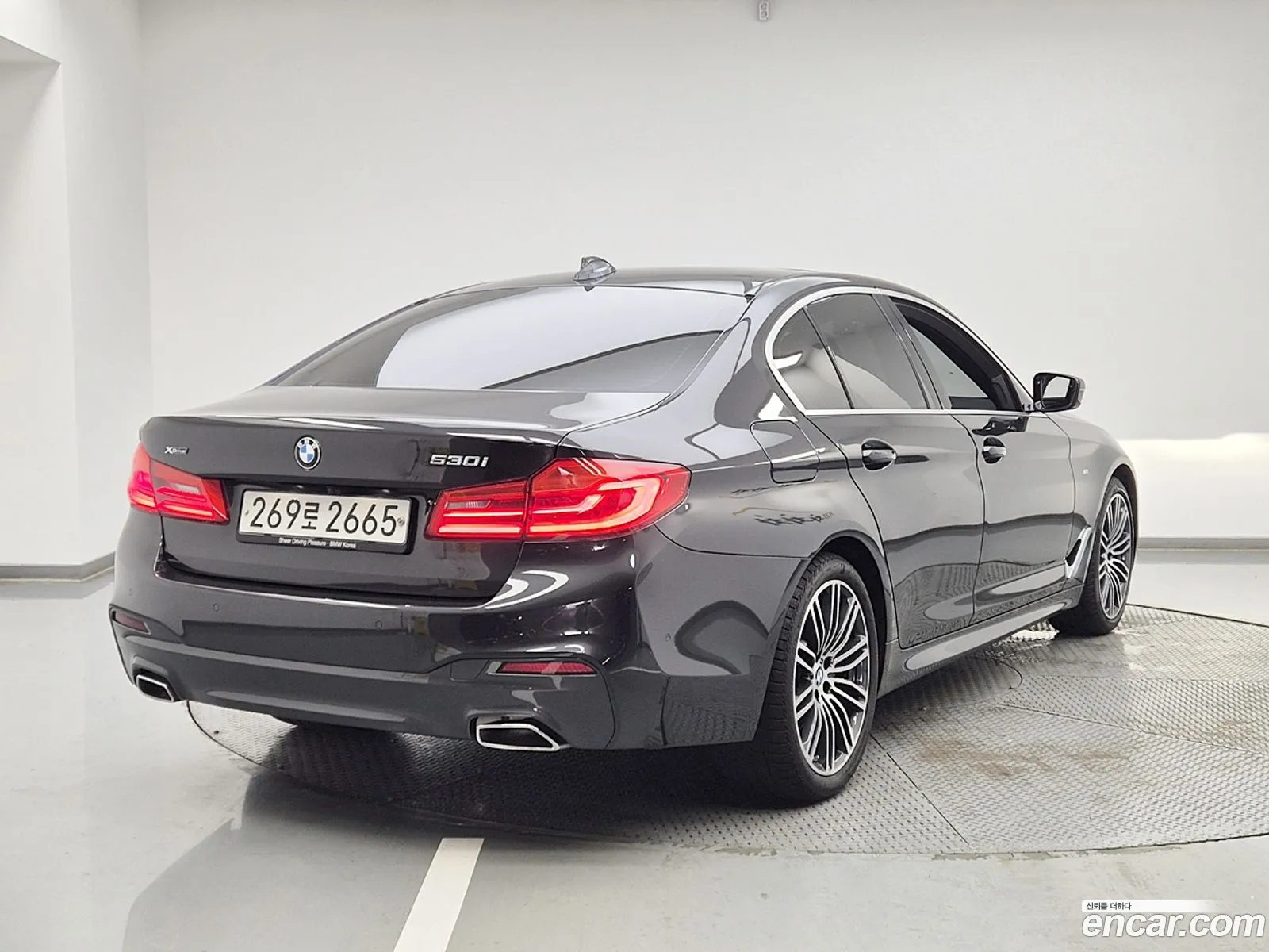 BMW 5 Series G30 530I M Sports Plus - фотография 7227678
