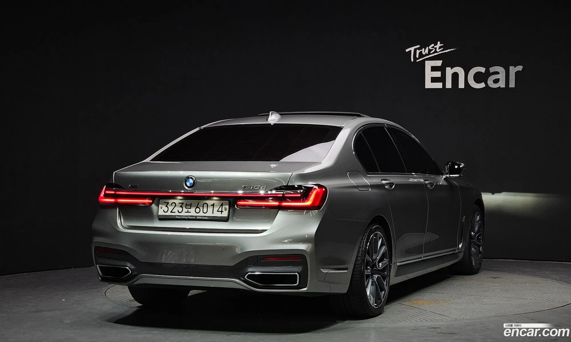 BMW 7 Series G11 740D xDrive M Sports - фотография 6743376