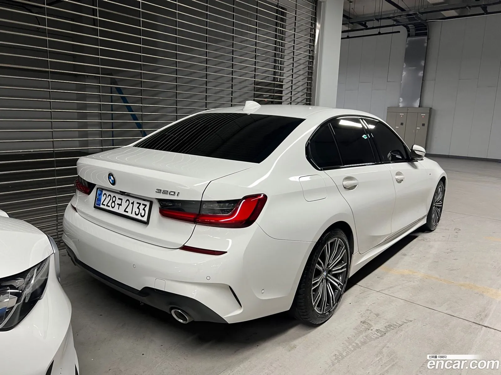 BMW 3 Series G20 320I M Sports - фотография 7386718