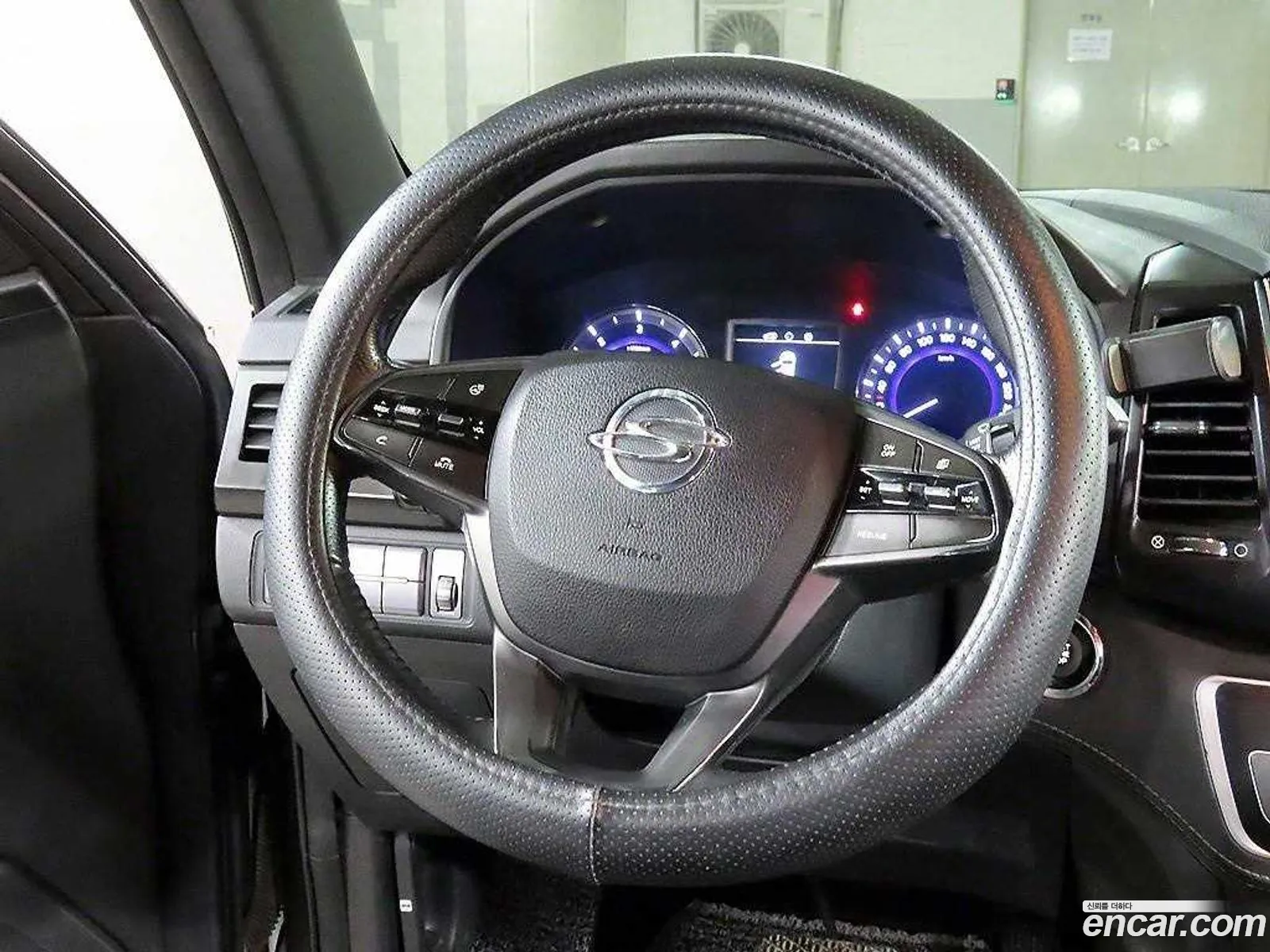 Kg Mobility Ssangyong Rexton Sports Diesel 22 4Wd Prestige - фотография 7215912