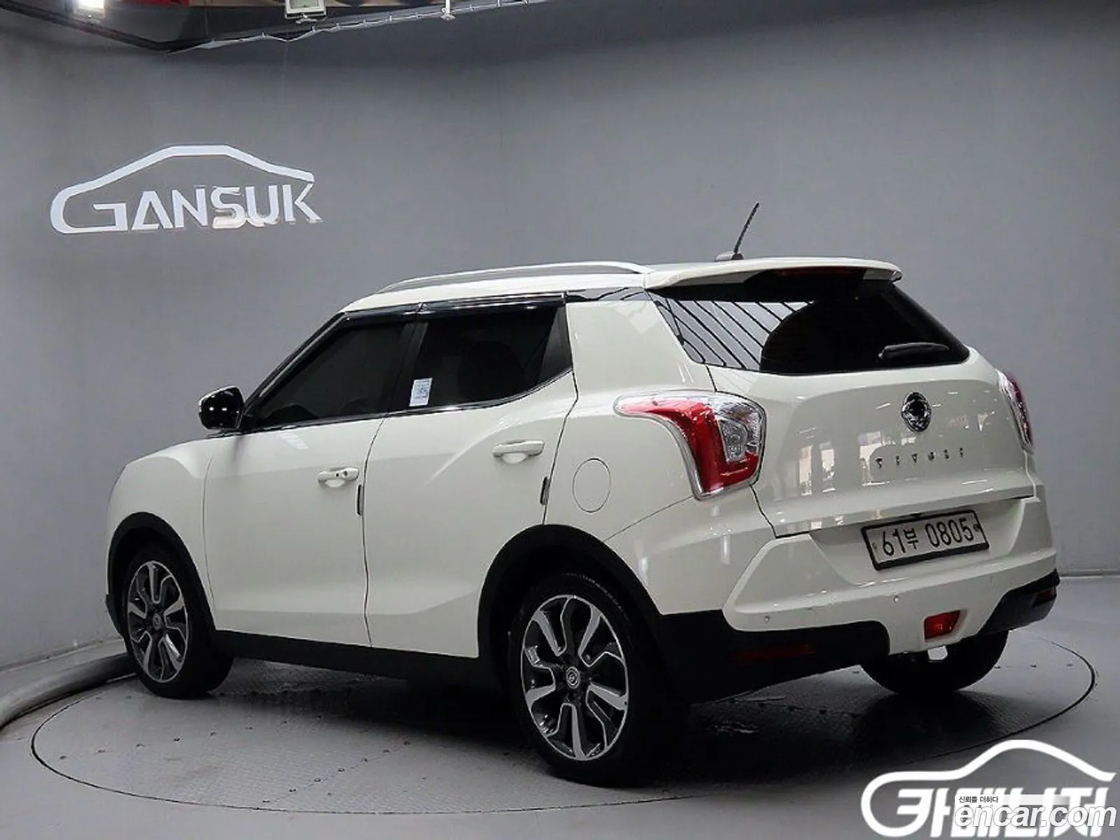 Kg Mobility Ssangyong Tivoli Lx 2Wd Luxury Model - фотография 7078495