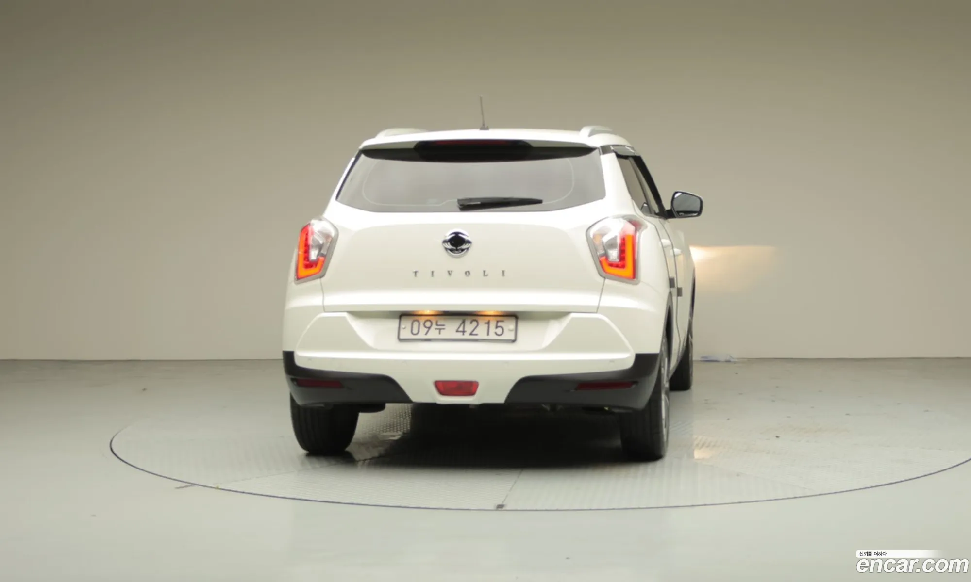 Kg Mobility Ssangyong Tivoli Vx 2Wd - фотография 7066338