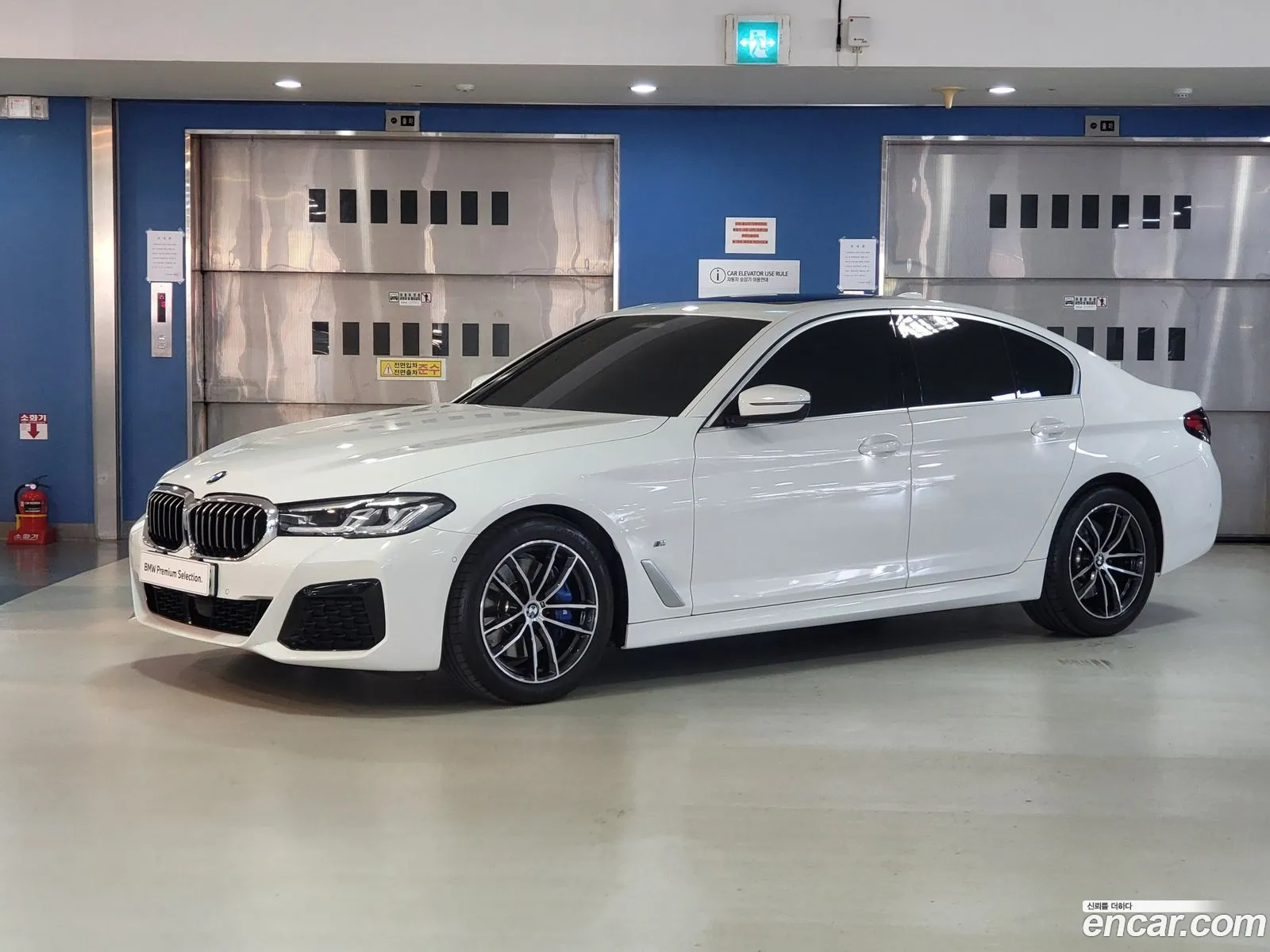 BMW 5 Series G30 520I M Sports - фотография 2629421