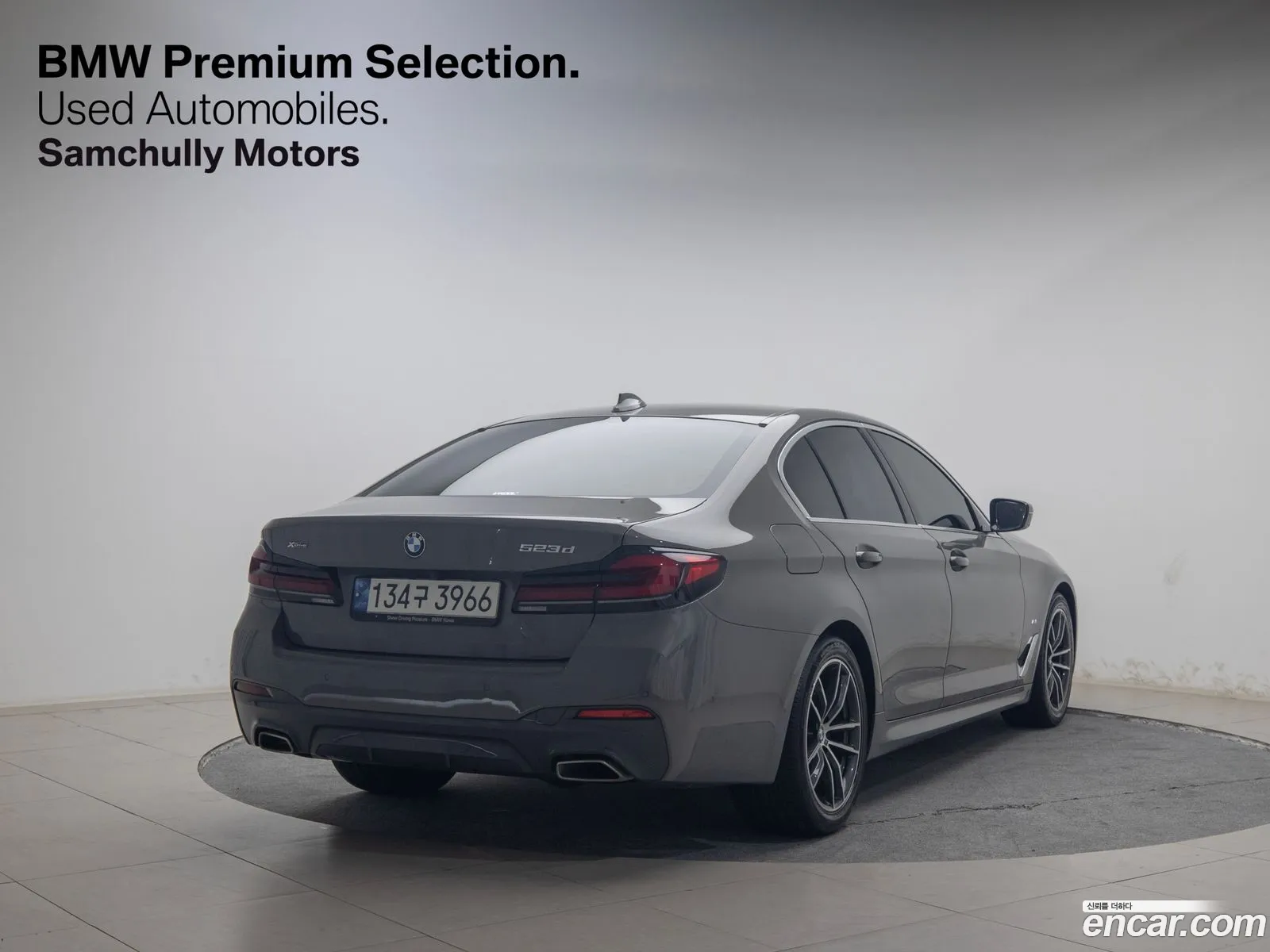 BMW 5 Series G30 523D ​​xDrive M Sports - фотография 7930197