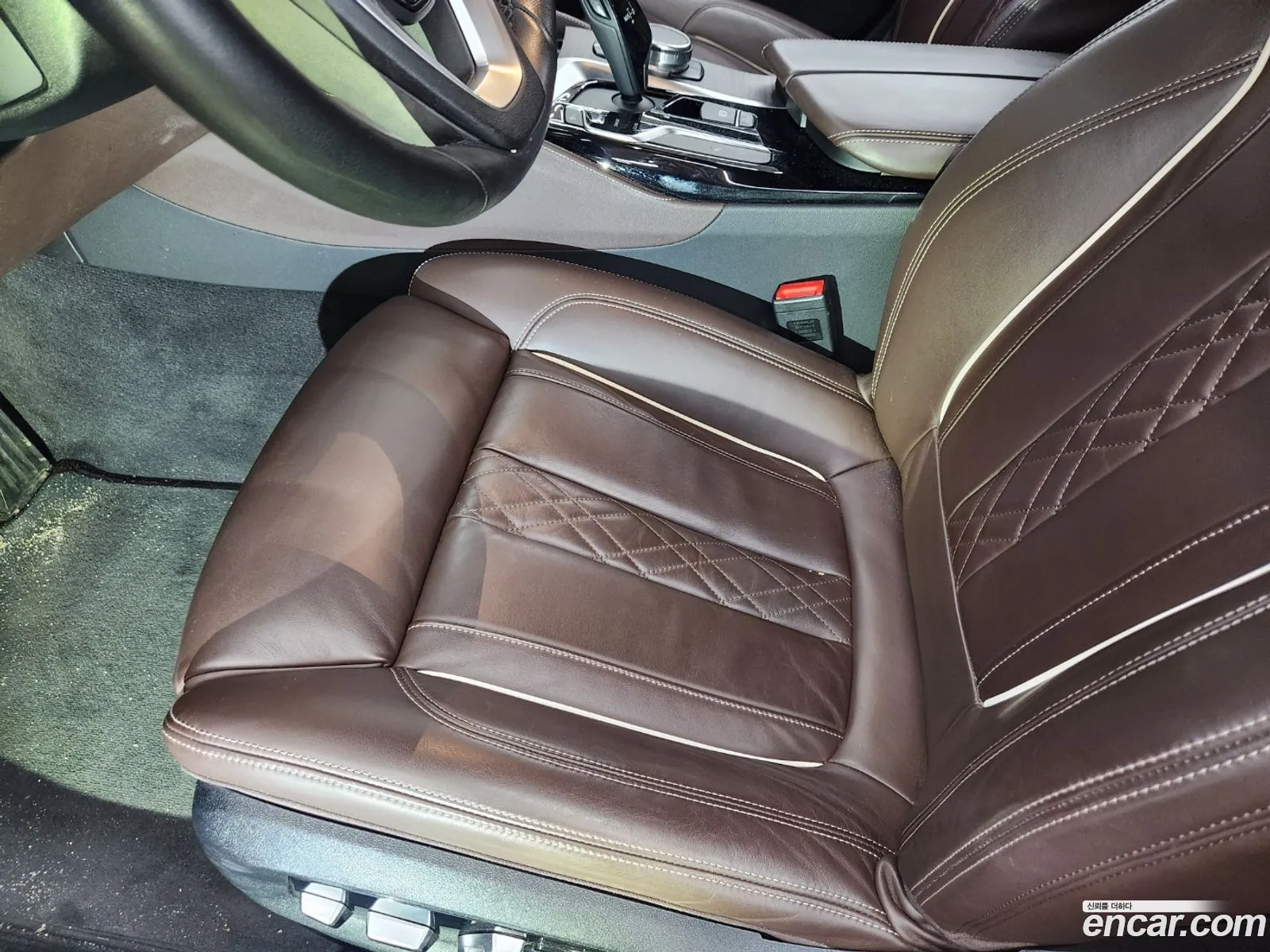 BMW 5 Series G30 520I Luxury - фотография 8099832