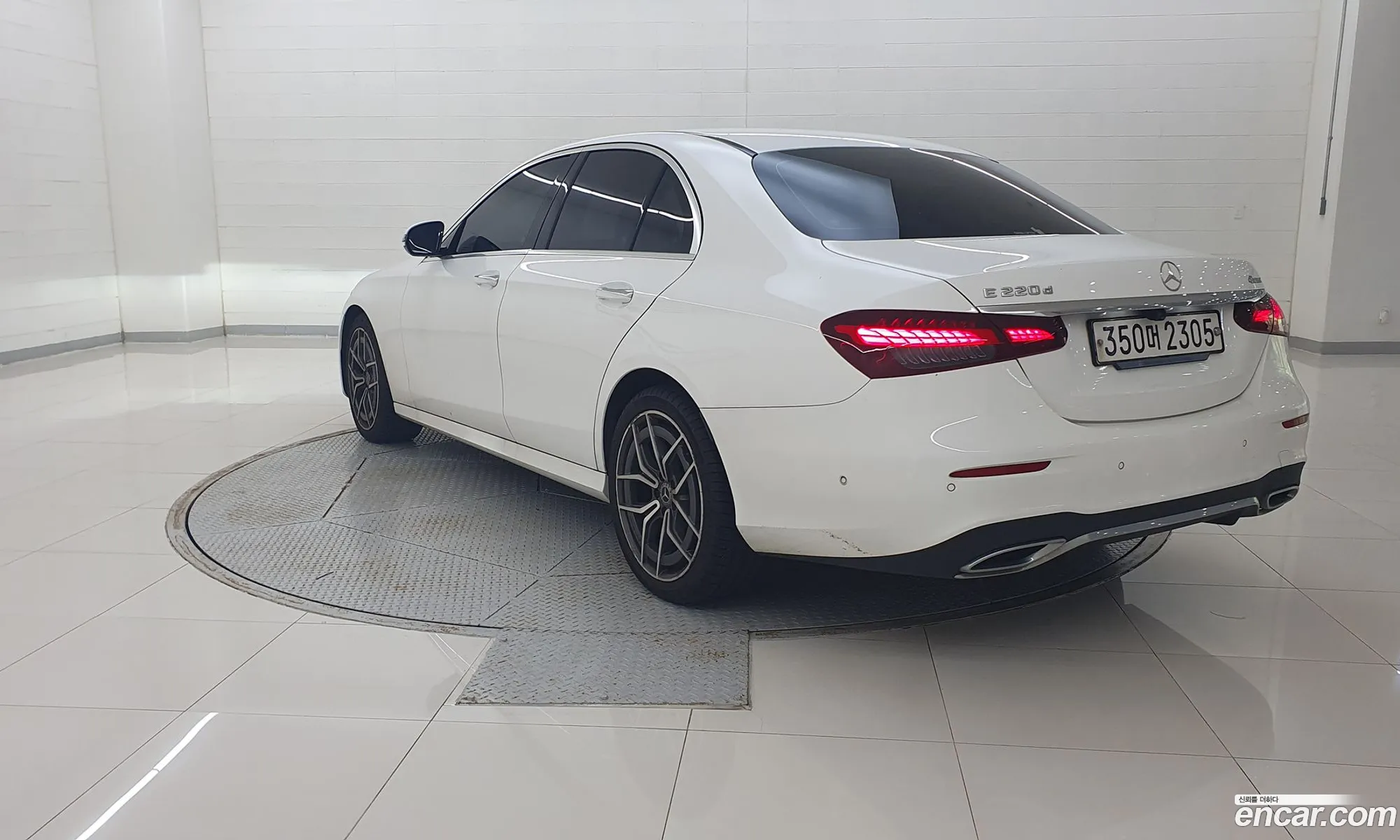 Mercedes E-Class W213 E220D 4Matic Amg Line - фотография 19816175