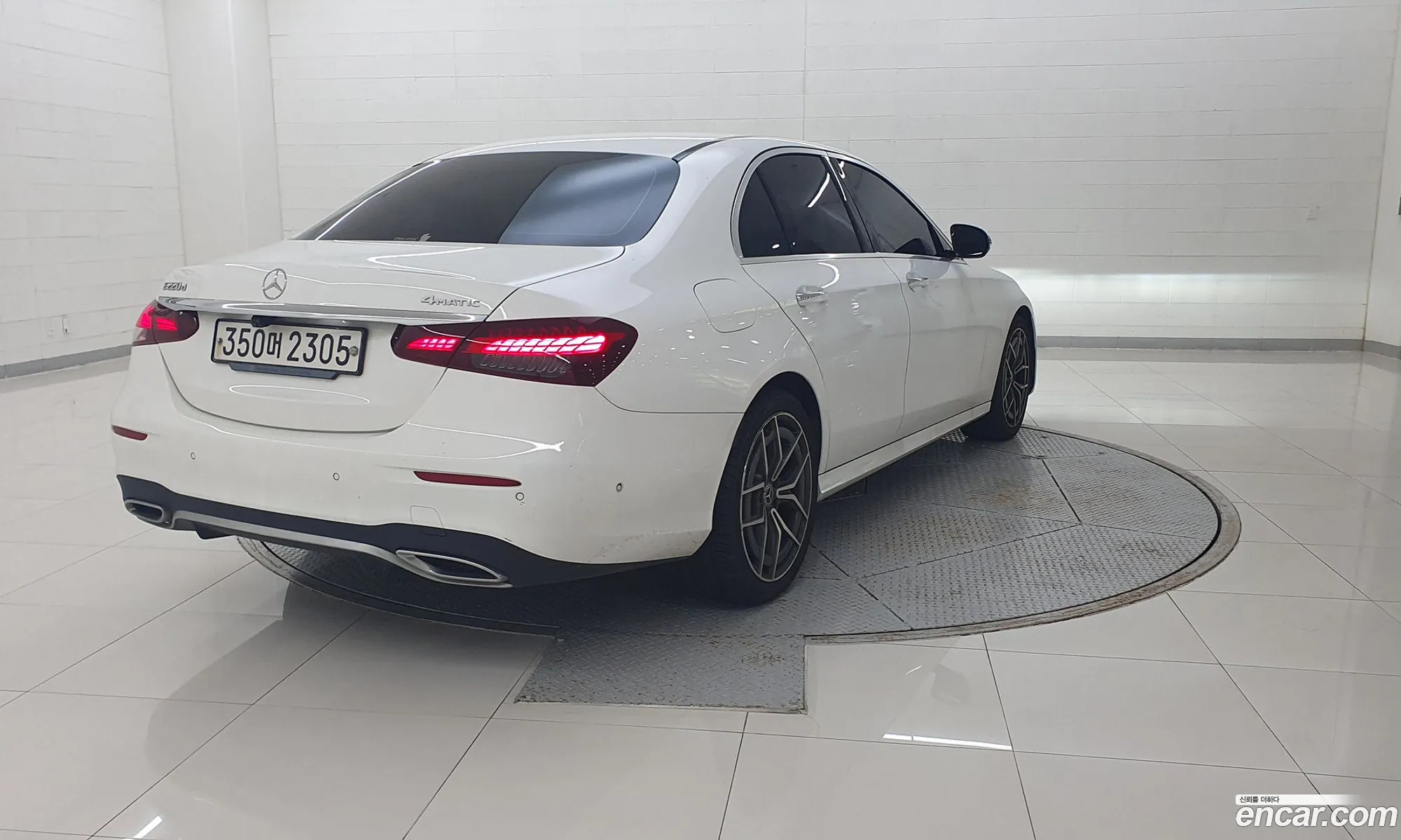 Mercedes E-Class W213 E220D 4Matic Amg Line - фотография 19816177