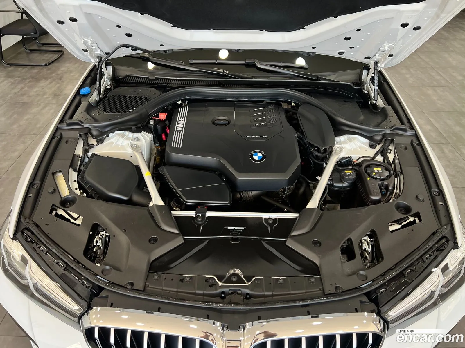 BMW 5 Series G30 520I M Sports - фотография 8101266