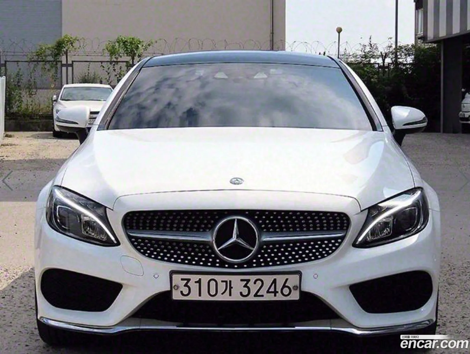 Mercedes C-Class W205 C200 Coupe - фотография 19655833