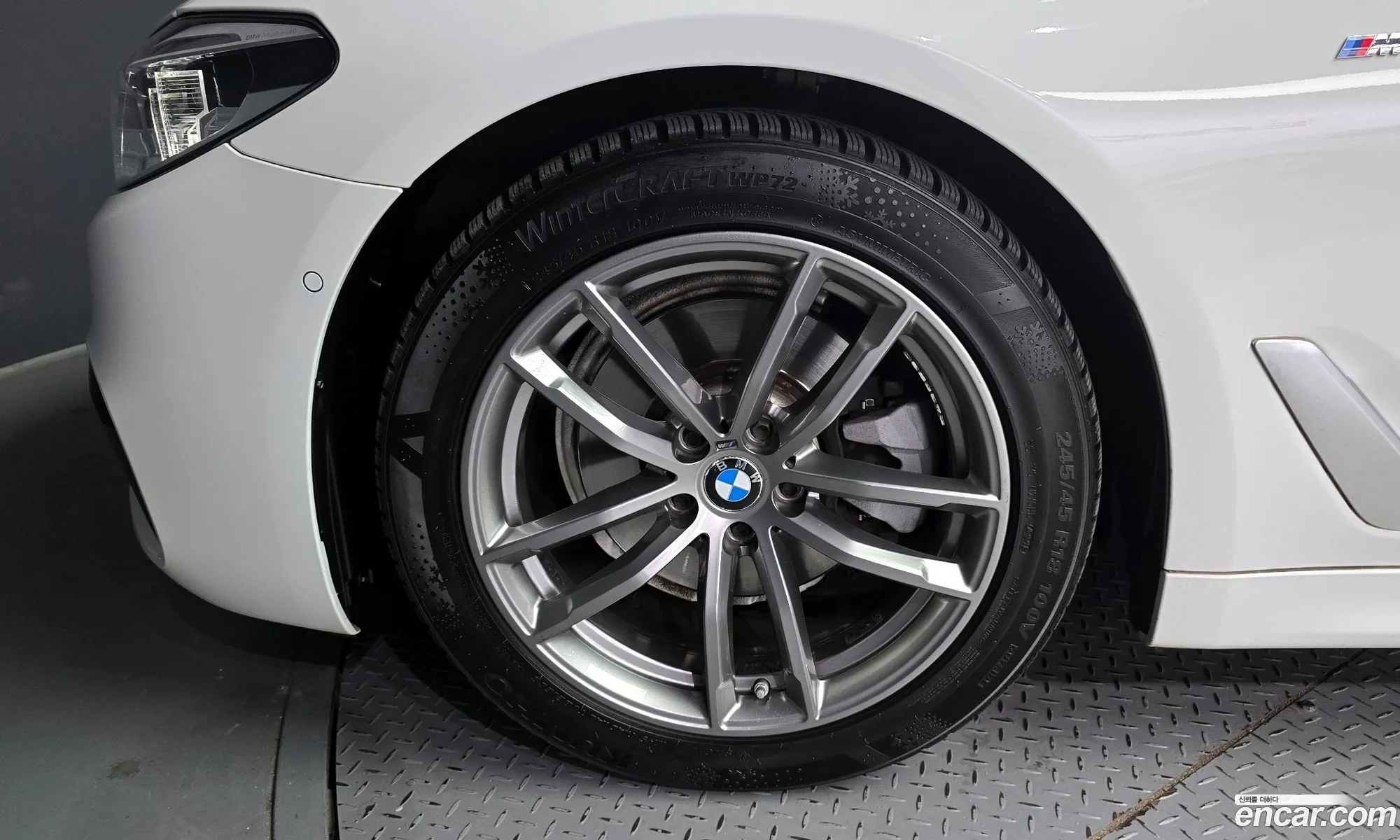 BMW 5 Series G30 520D M Sports Plus - фотография 6340298