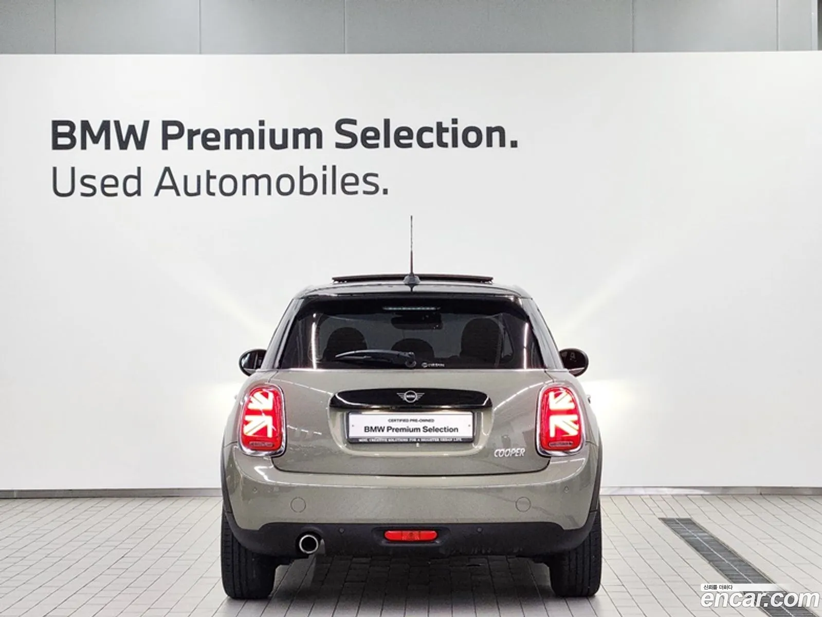 Mini Cooper 5-Door High 3Rd Generation - фотография 1025970