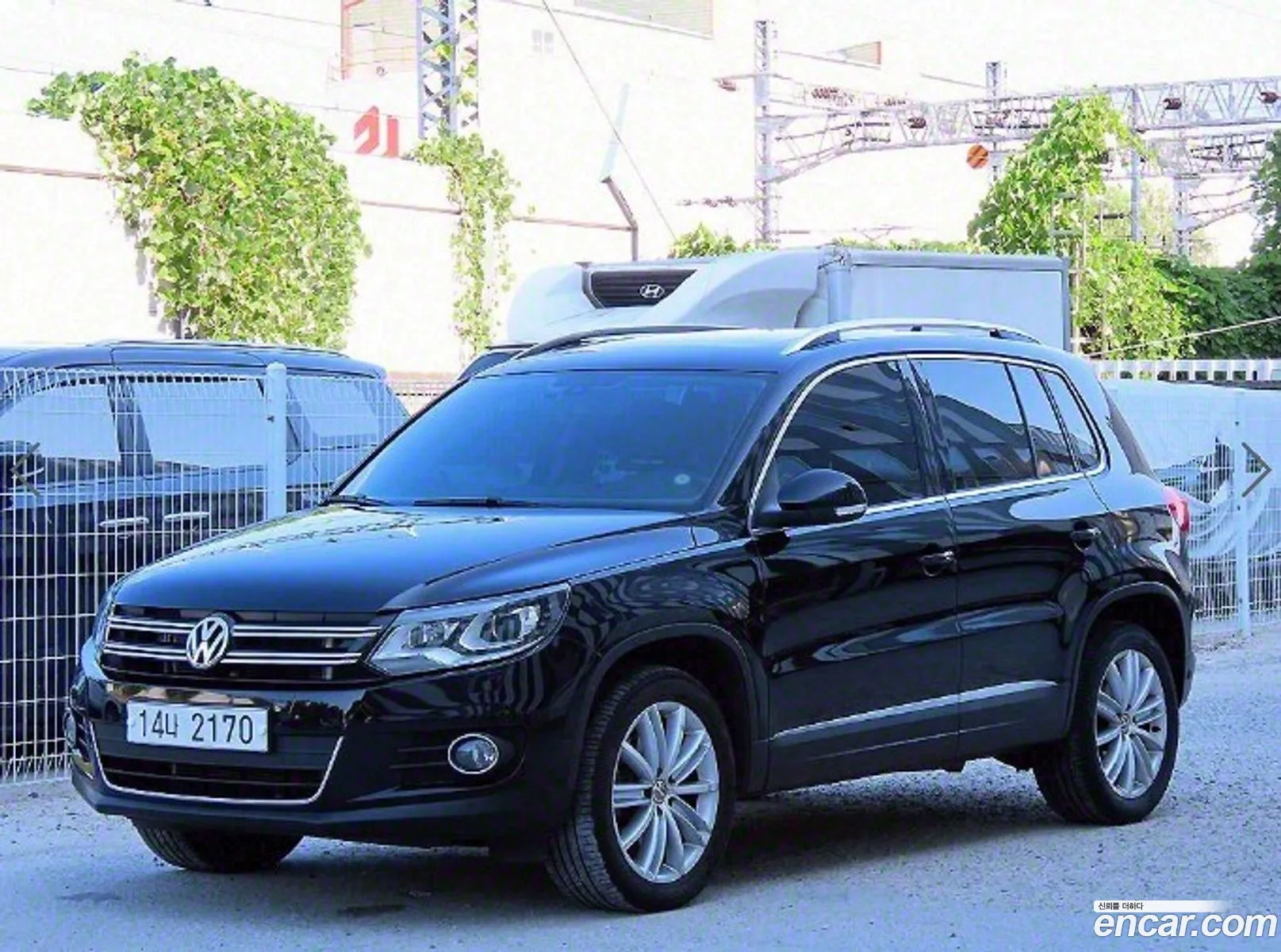Volkswagen New Tiguan 20 Tdi Premium 5N - фотография 8268431