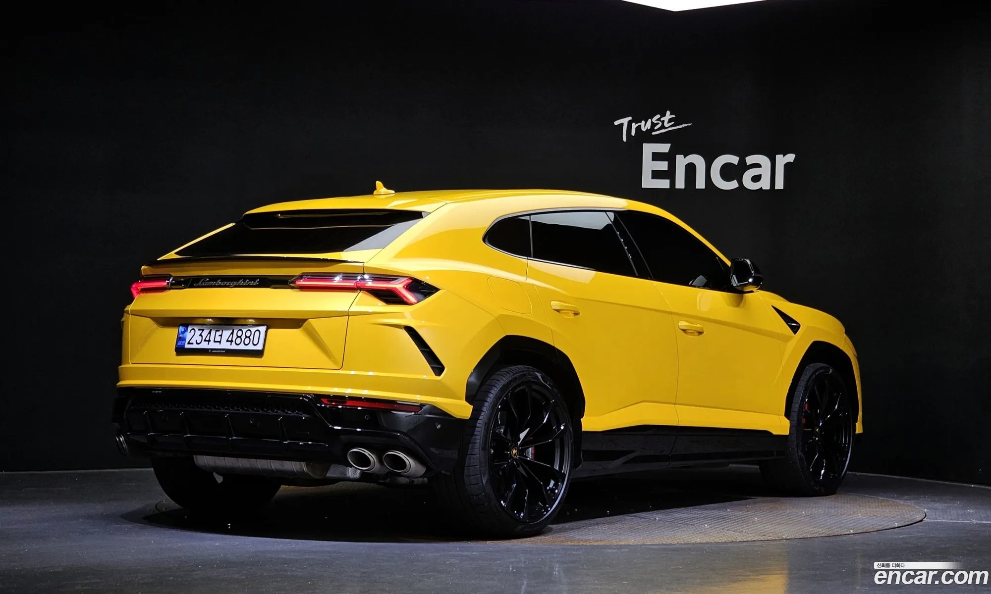 Lamborghini Urus 40 V8 - фотография 3721609