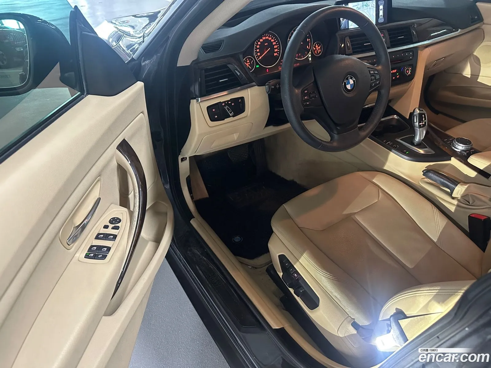 BMW 3 Series Gt F34 Gt 320D xDrive - фотография 7537684