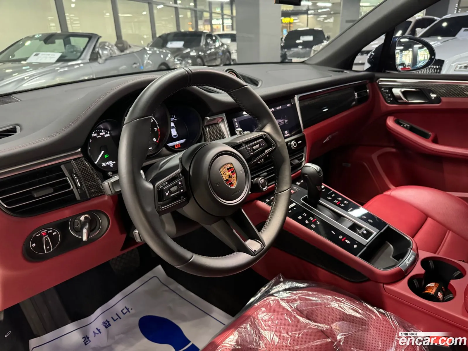 Porsche Macan 29 Gts 95B - фотография 946138