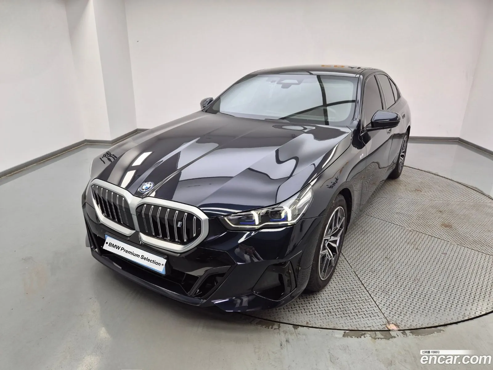 BMW I5 G60 Edrive 40 M Sports - фотография 8126652