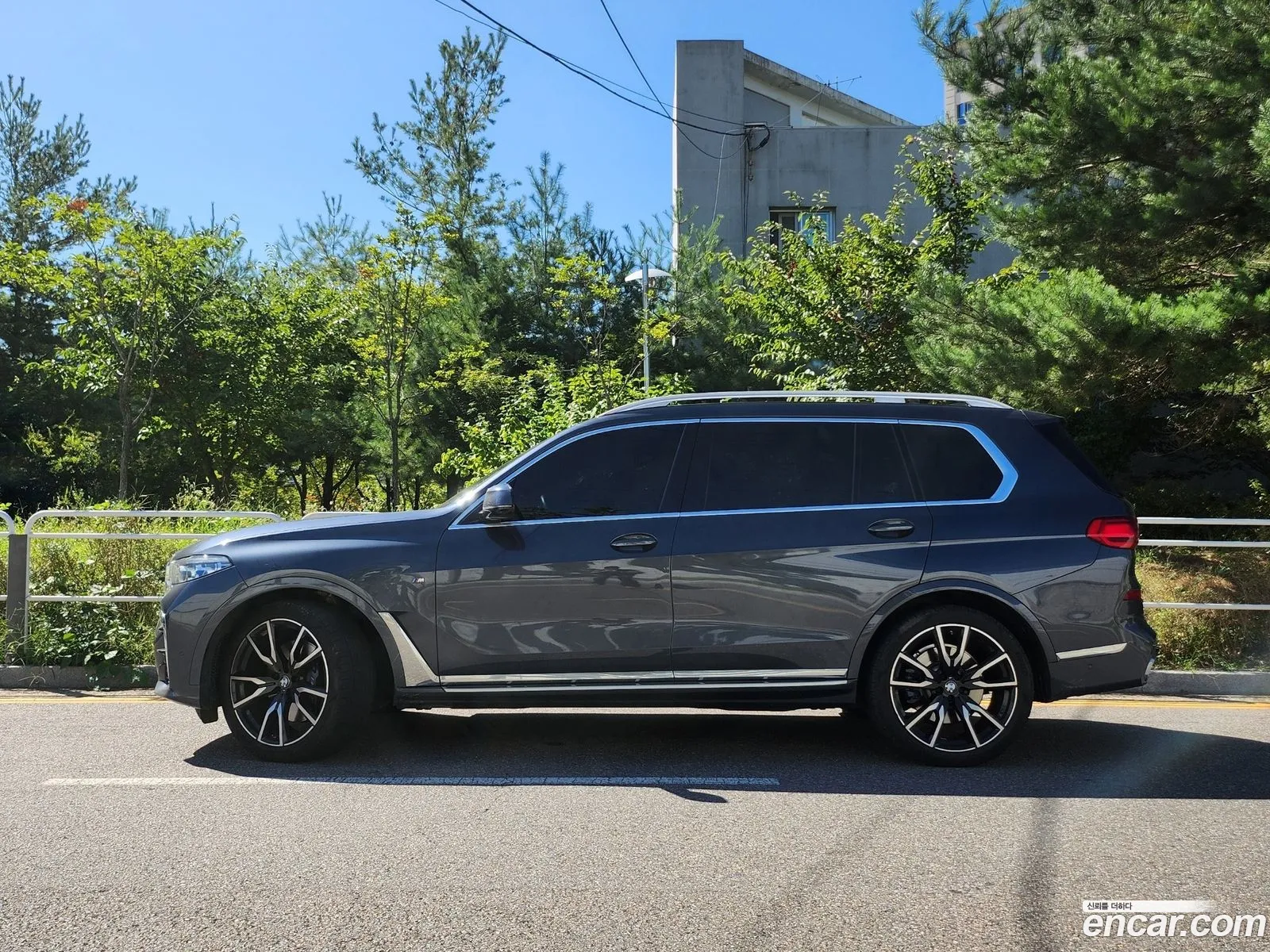 BMW X7 G07 ​​xDrive 30D M Sports 6-Seater - фотография 3682905