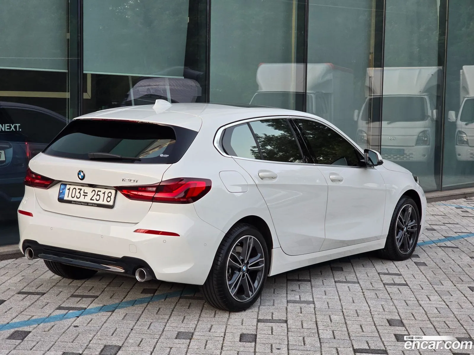 BMW 1 Series F40 120I Sports - фотография 7416920