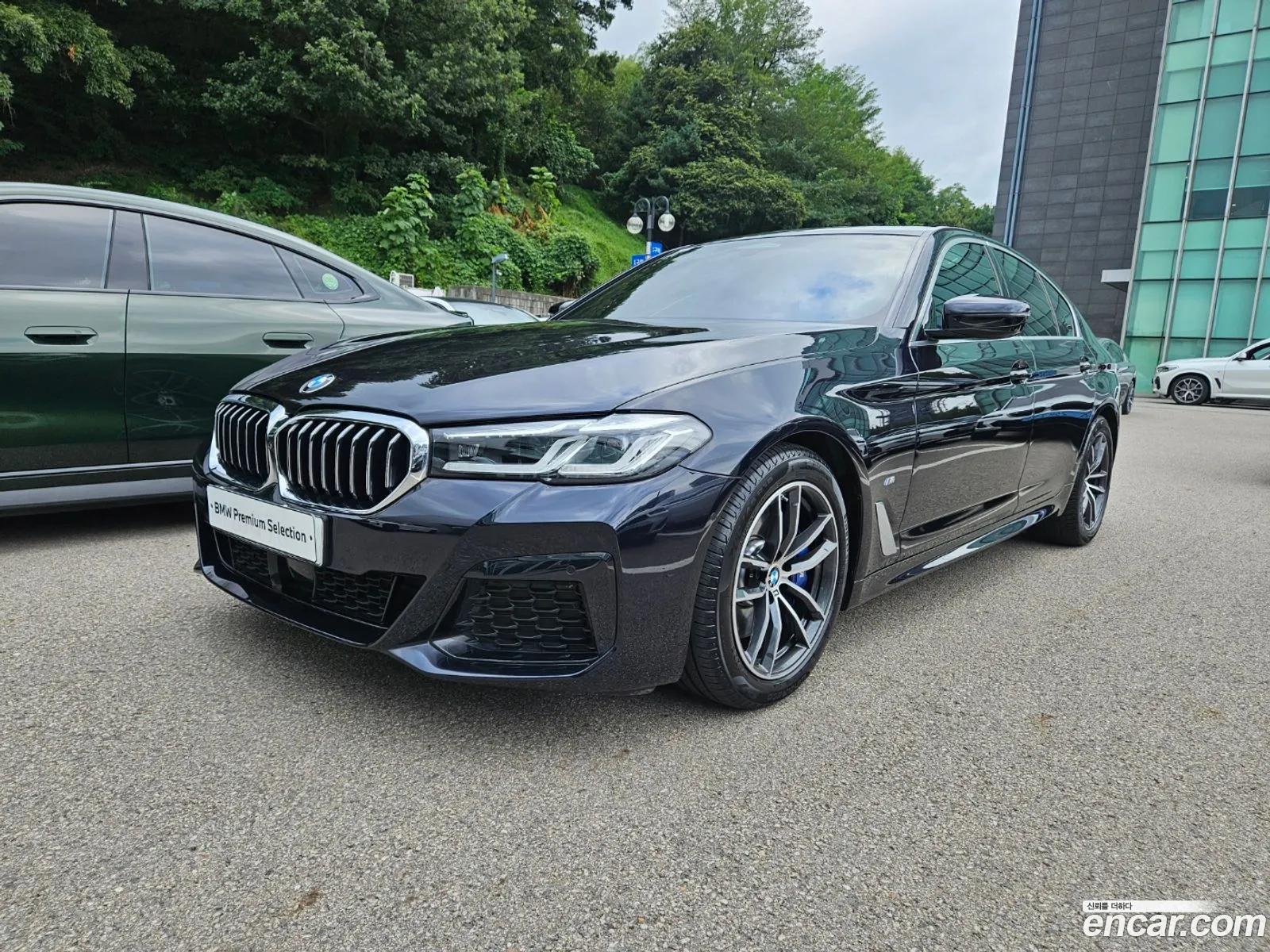 BMW 5 Series G30 520I M Sports - фотография 7753834