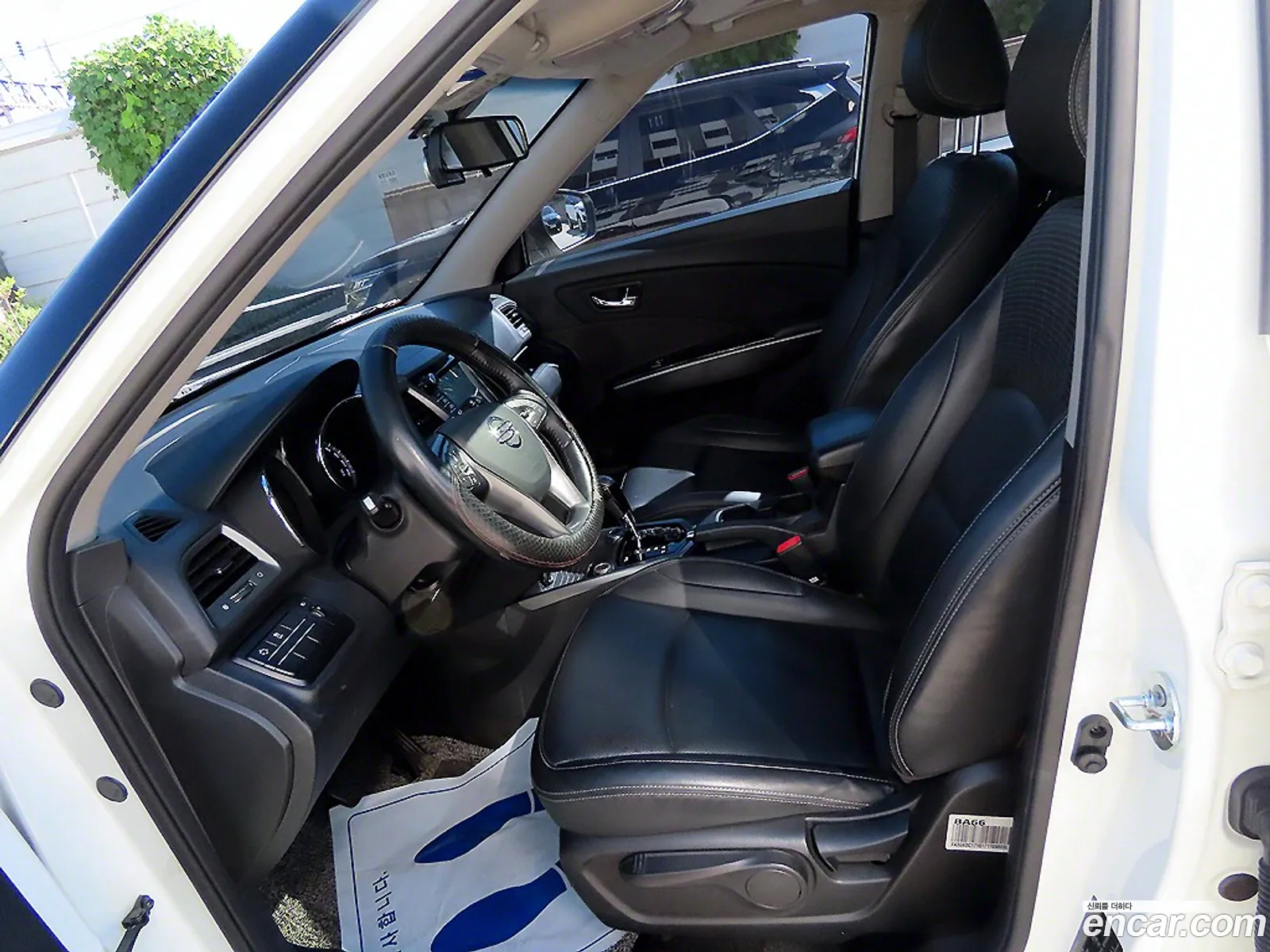 Kg Mobility Ssangyong Tivoli Armor Diesel Lx 2Wd - фотография 6881160