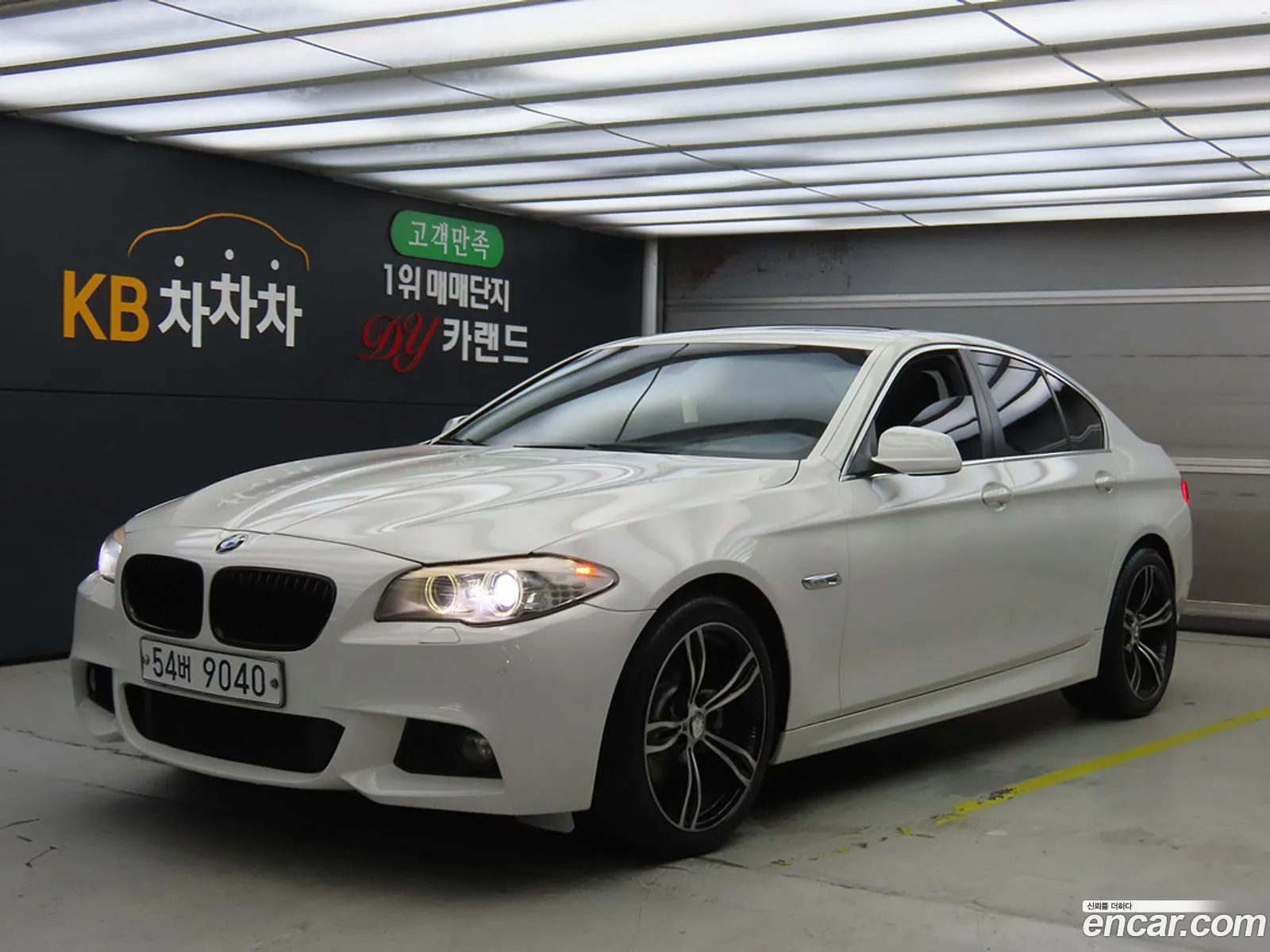 BMW 5 Series E60 528I Sedan - фотография 7843046