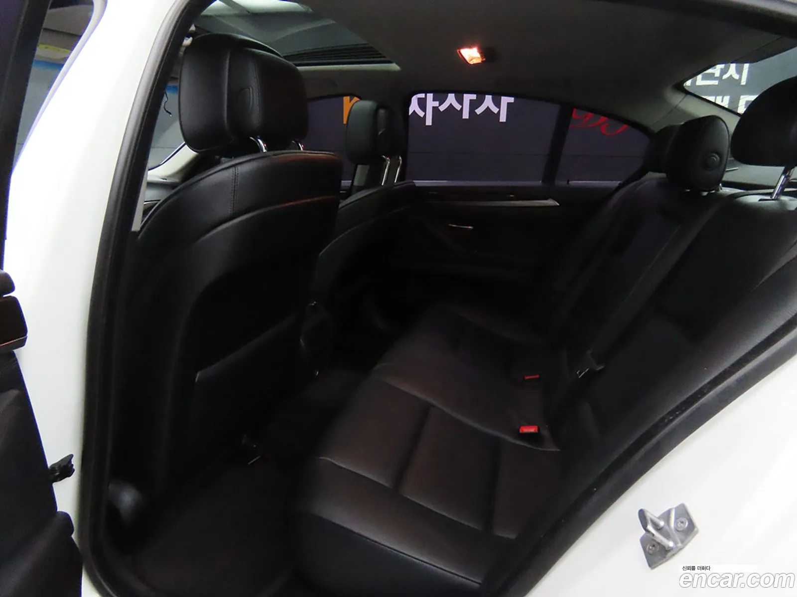 BMW 5 Series E60 528I Sedan - фотография 7843050