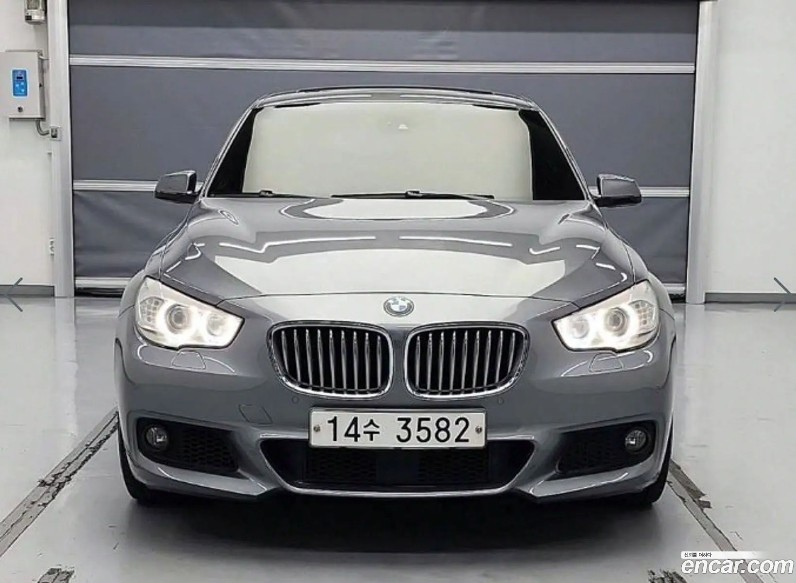 BMW 5 Series Gt F07 Gt 50I xDrive - фотография 12504141