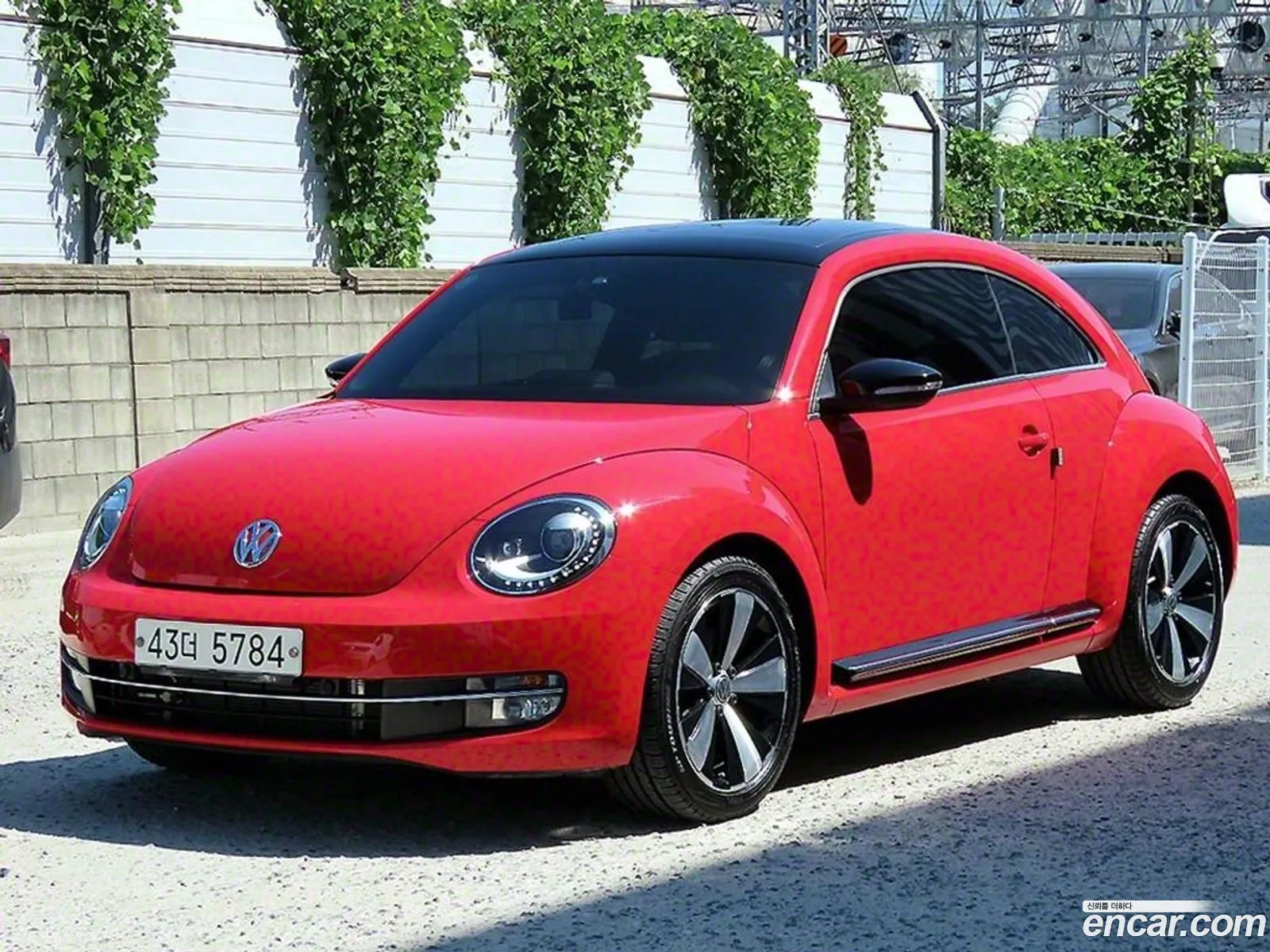 Volkswagen The Beetle 20 Tdi Premium 3Rd Generation - фотография 12470604