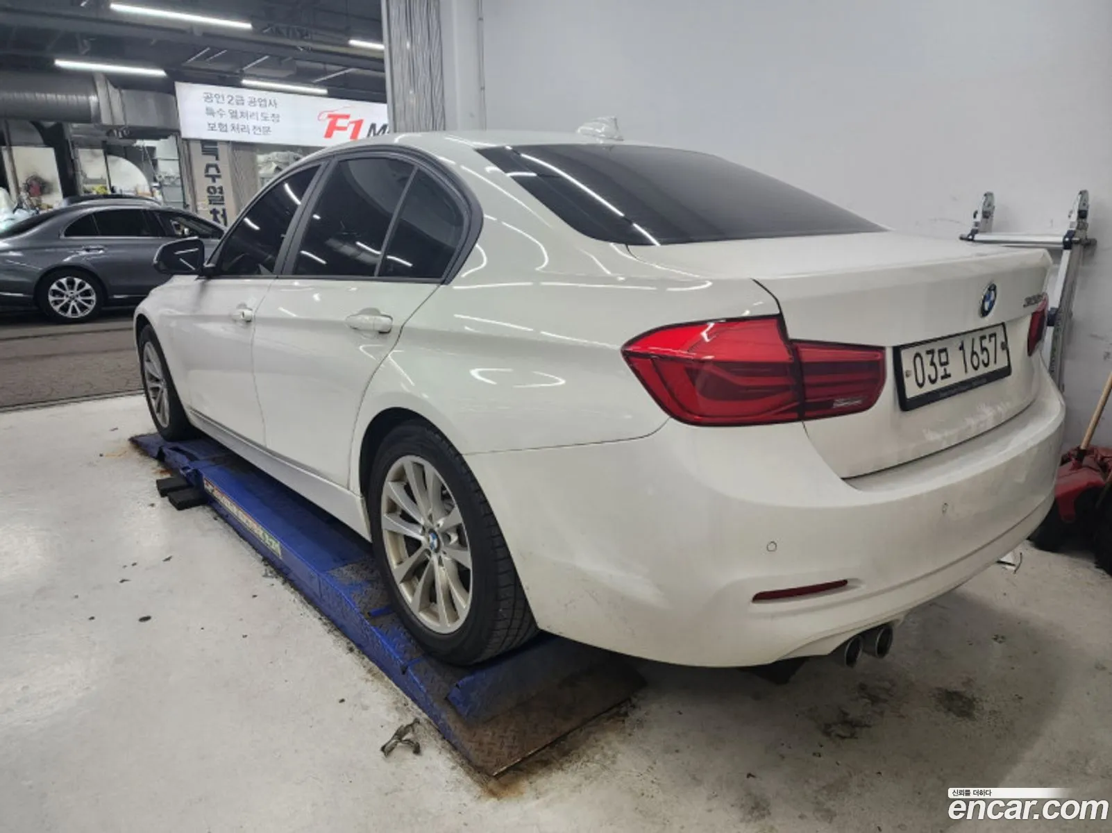 BMW 3 Series F30 320D - фотография 7837736