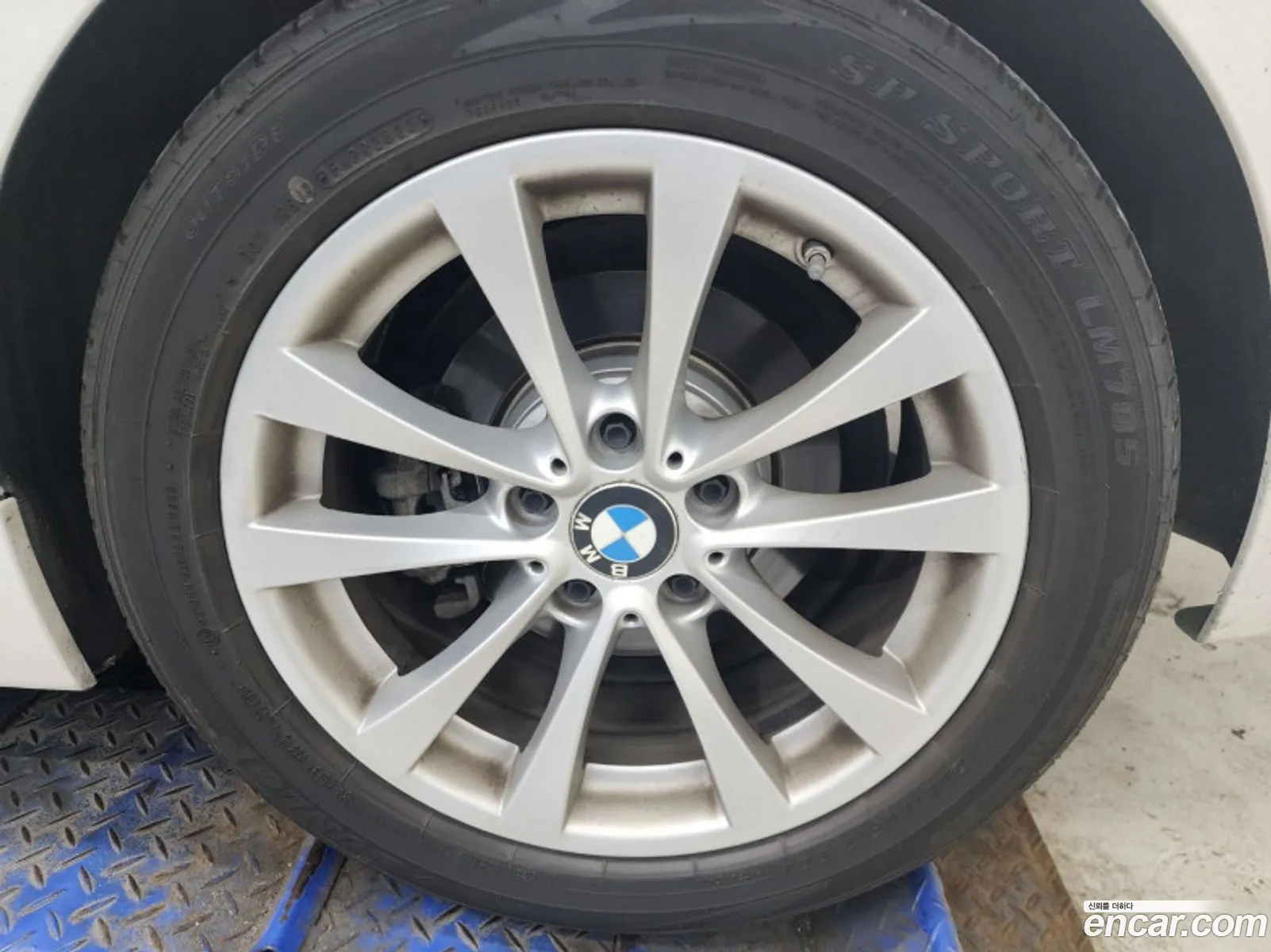 BMW 3 Series F30 320D - фотография 7837739