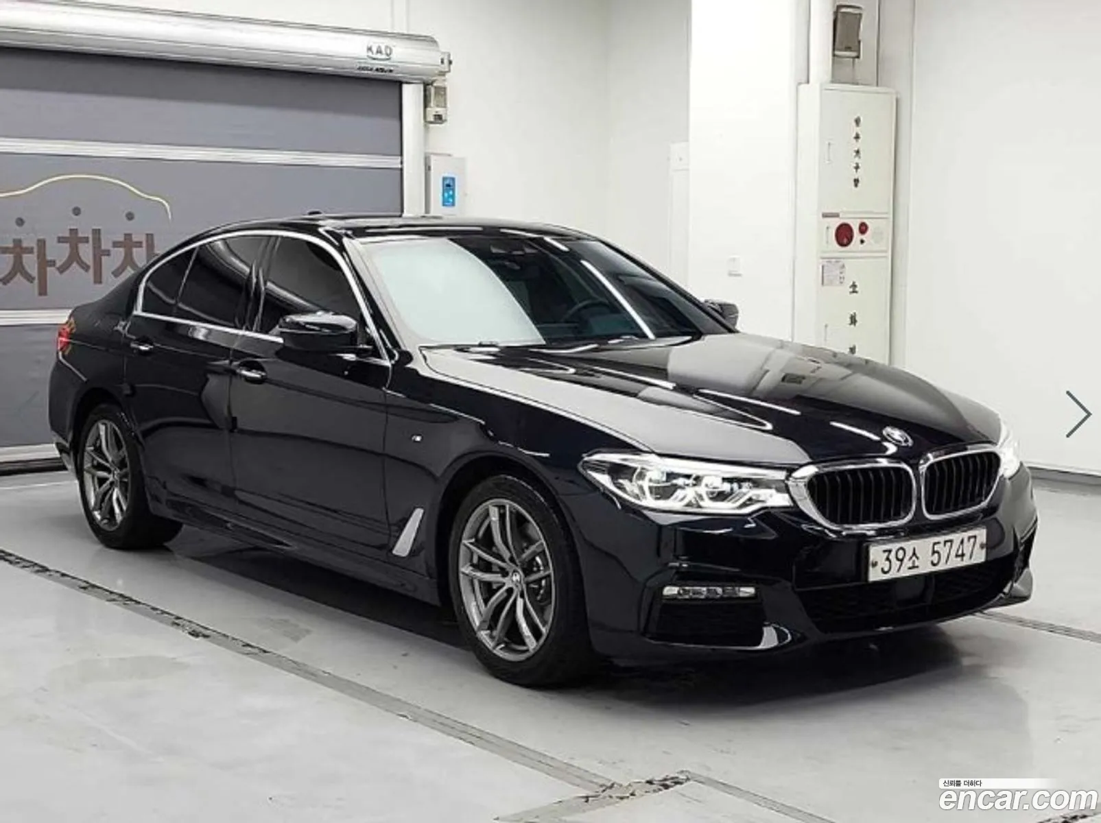 BMW 5 Series G30 520D M Sports - фотография 7529538