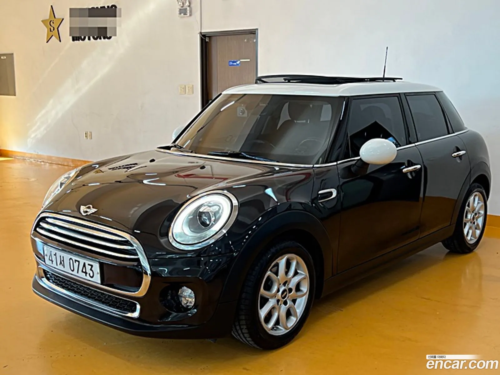Mini Cooper D 5-Door High 3Rd Generation - фотография 9239283