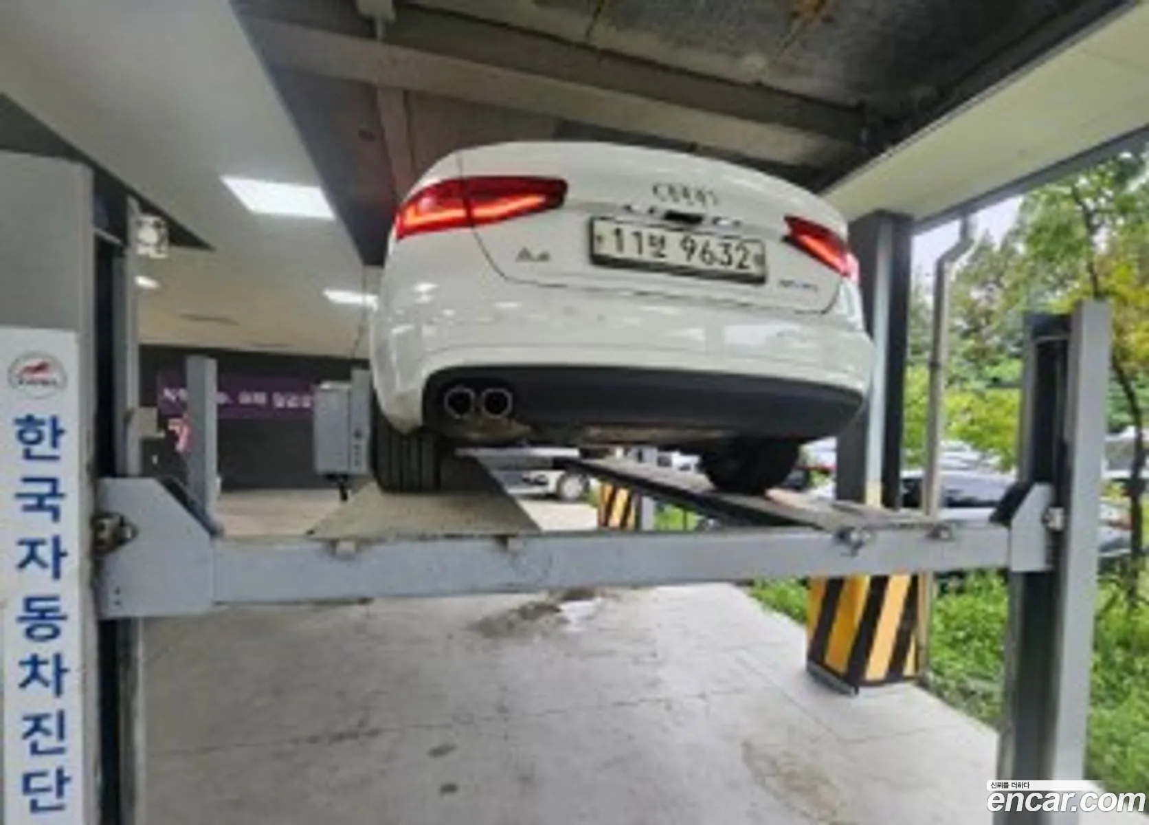 Audi New A4 30 Tdi Dynamic B8 - фотография 1219751