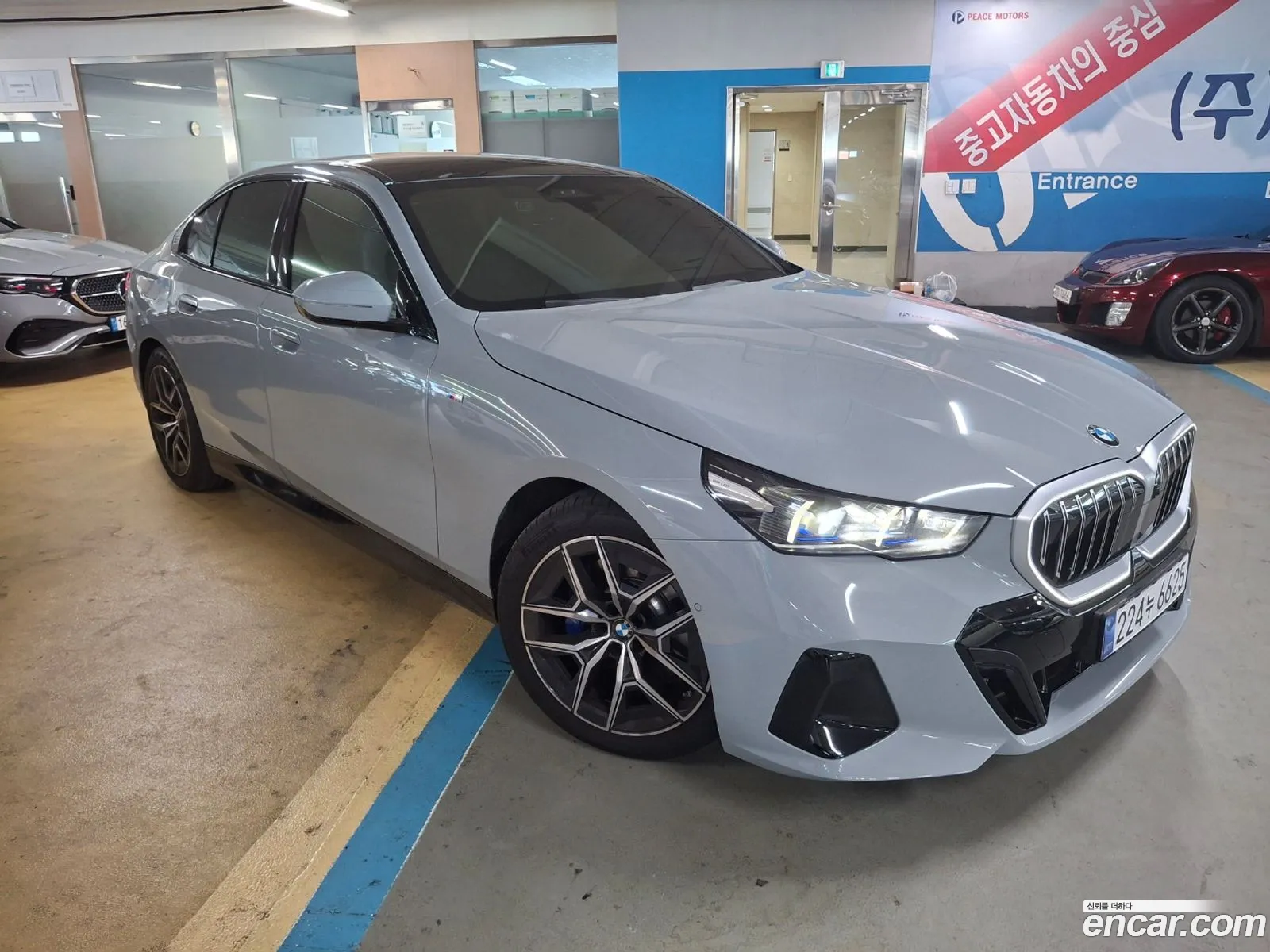 BMW 5 Series G60 523D ​​xDrive M Sports - фотография 6749143