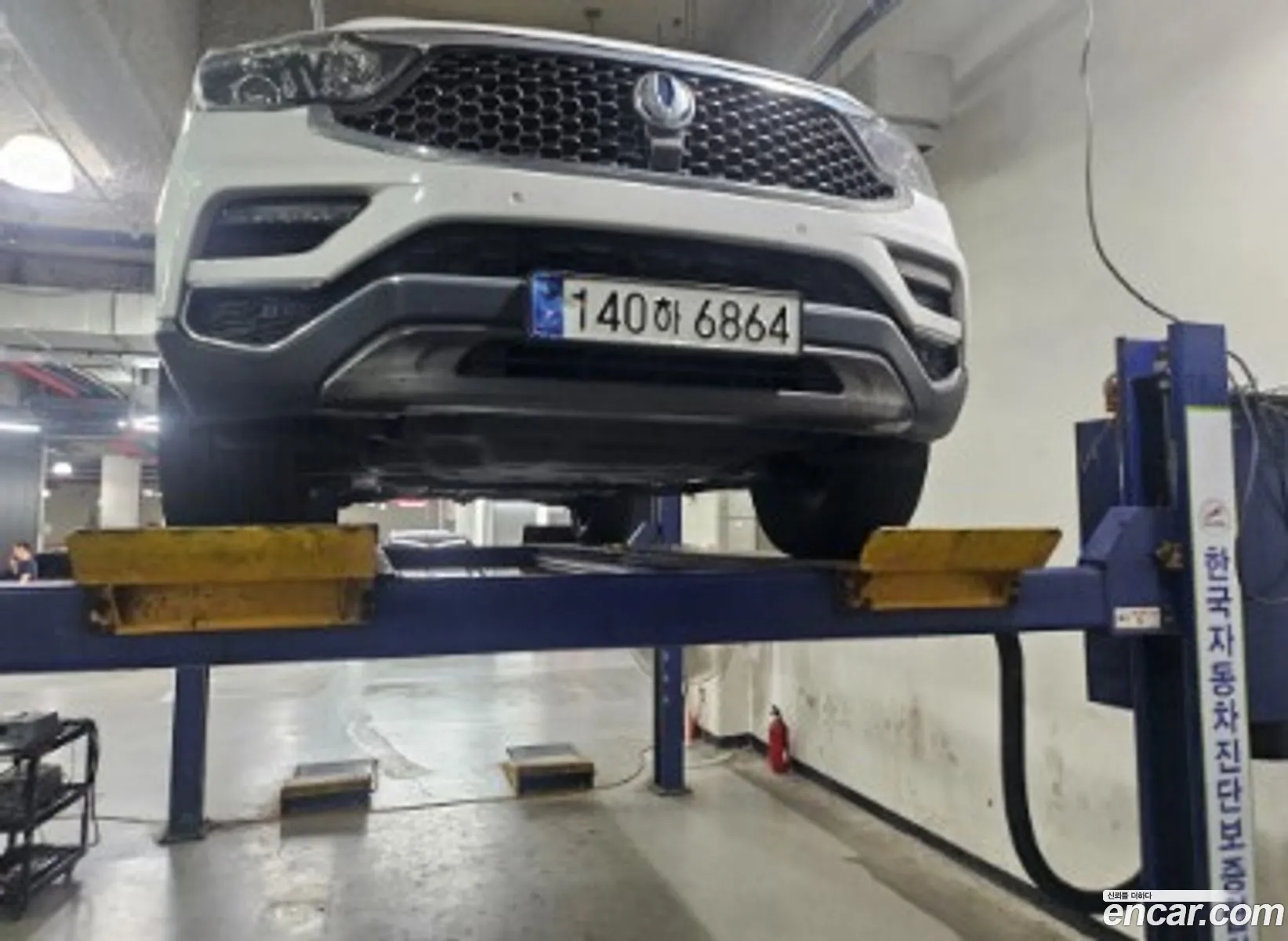 Kg Mobility Ssangyong G4 Rexton Diesel 22 4Wd White Edition - фотография 6907629