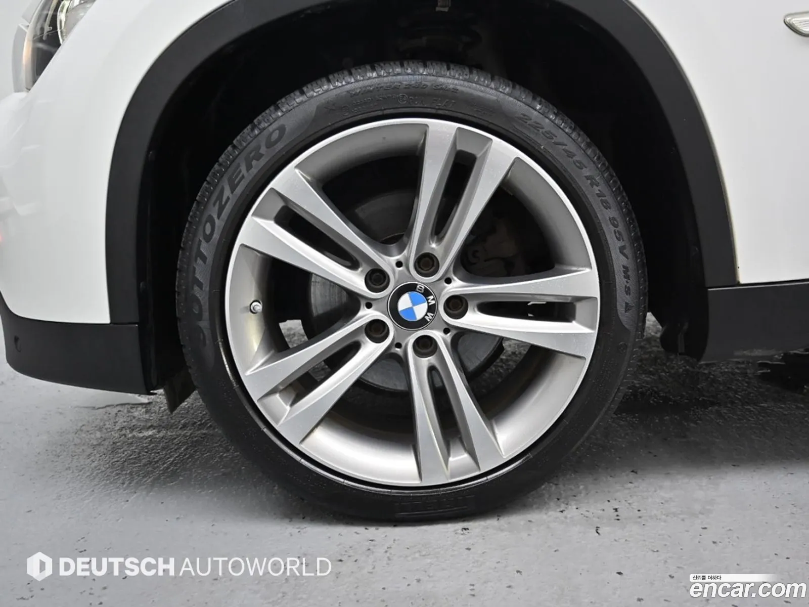 BMW X1 E84 xDrive 20D - фотография 5531435