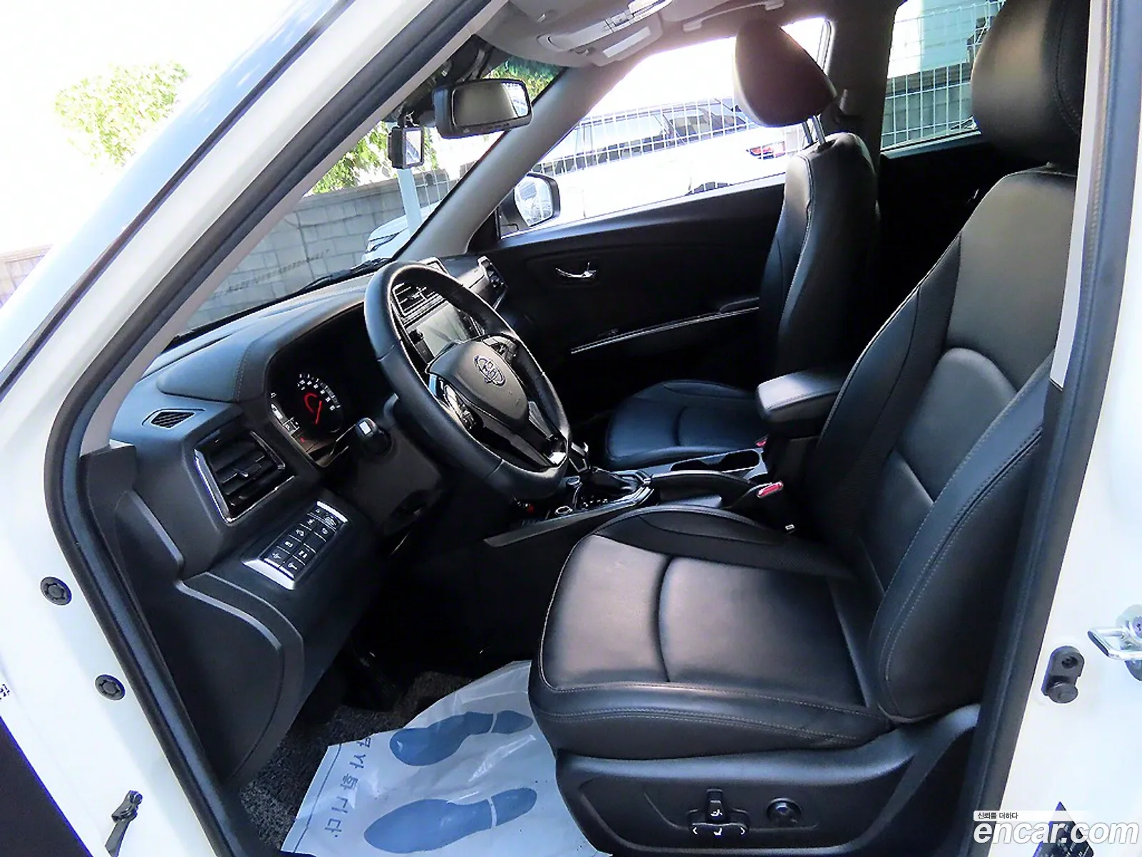 Kg Mobility Ssangyong Very New Tivoli Gasoline 15 2Wd V3 - фотография 7274378