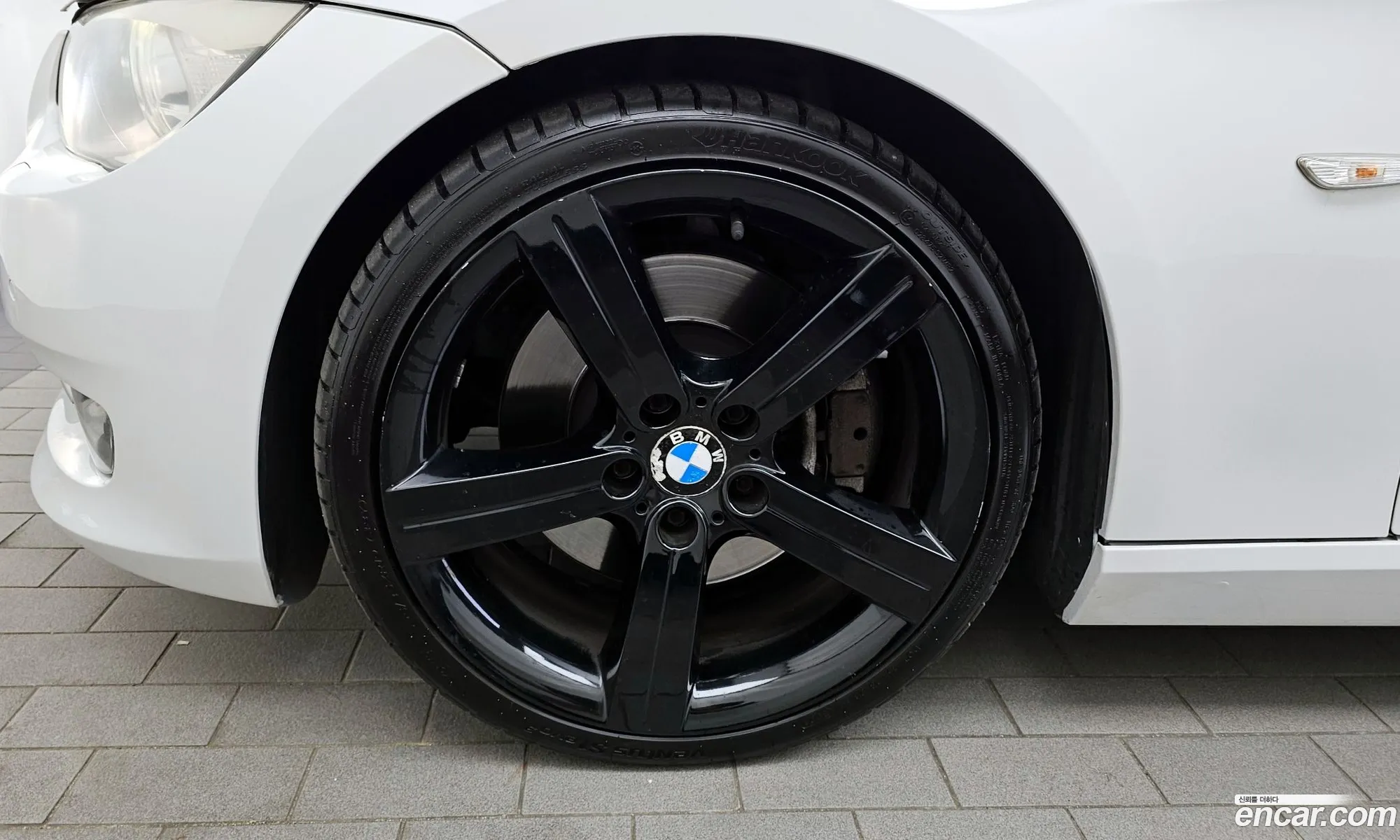 BMW 3 Series E90 335I Convertible - фотография 6291444