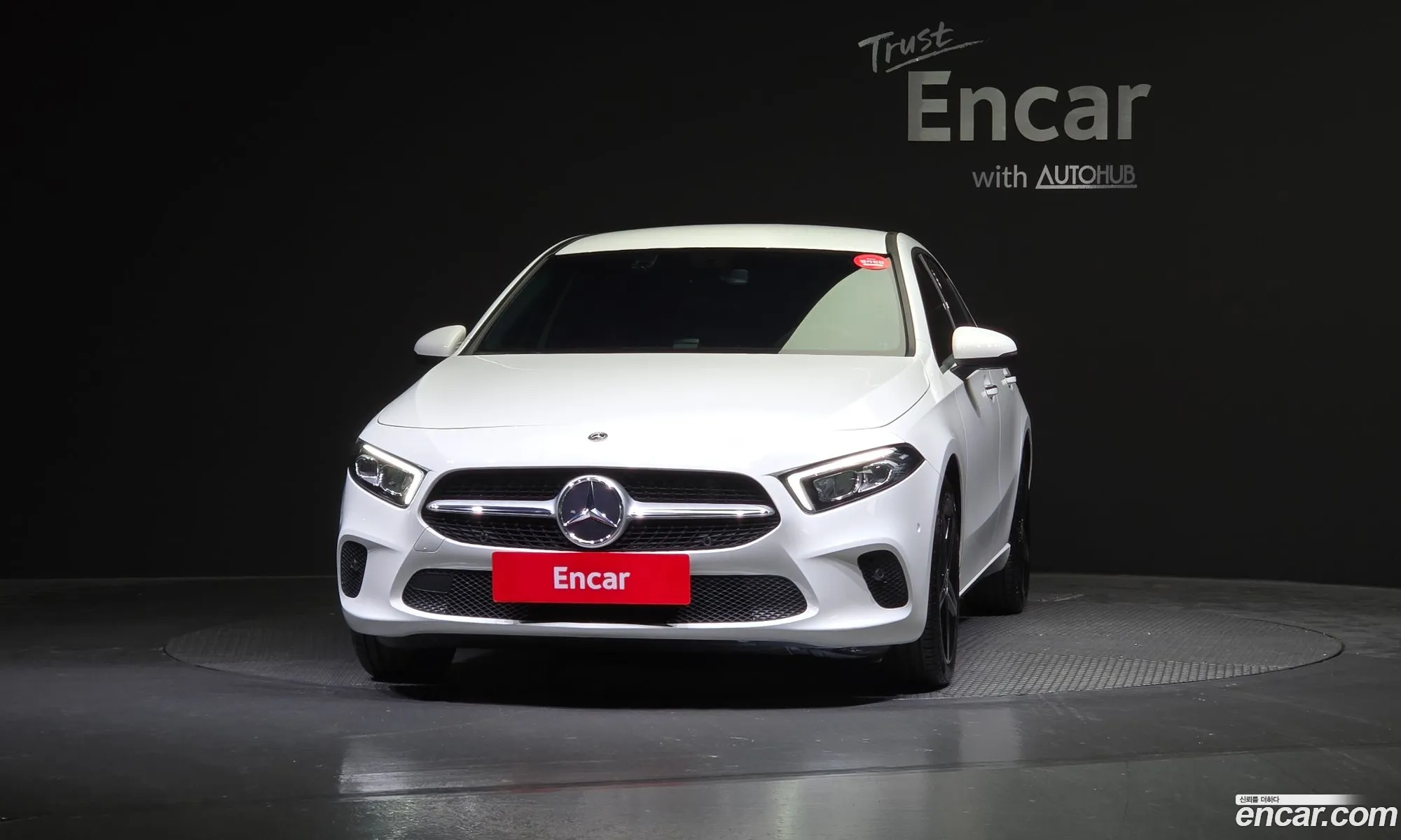 Benz A-Class W177 A250 4Matic Sedan - фотография 12576500