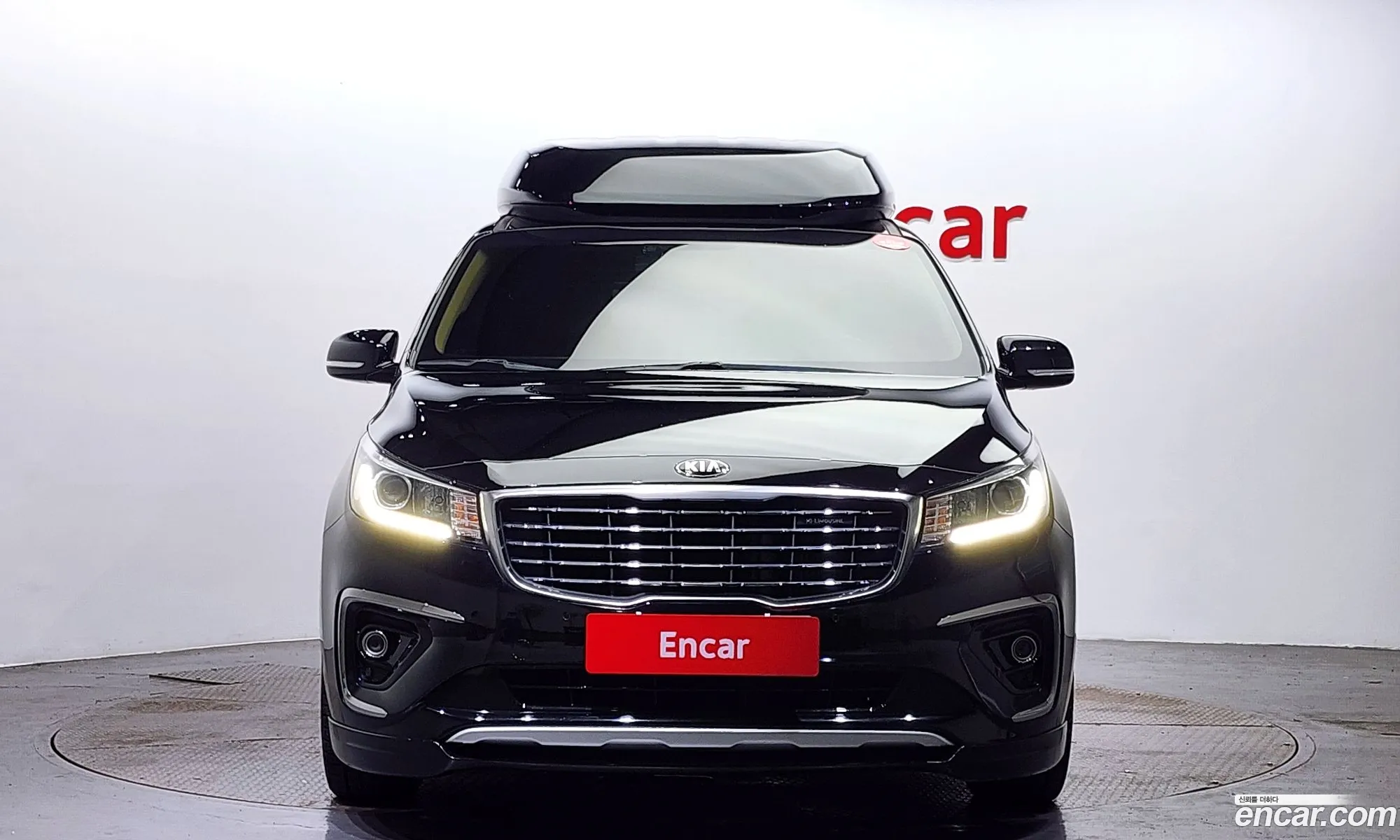 Kia The New Carnival 9-Seater High Limousine Luxury - фотография 12607182