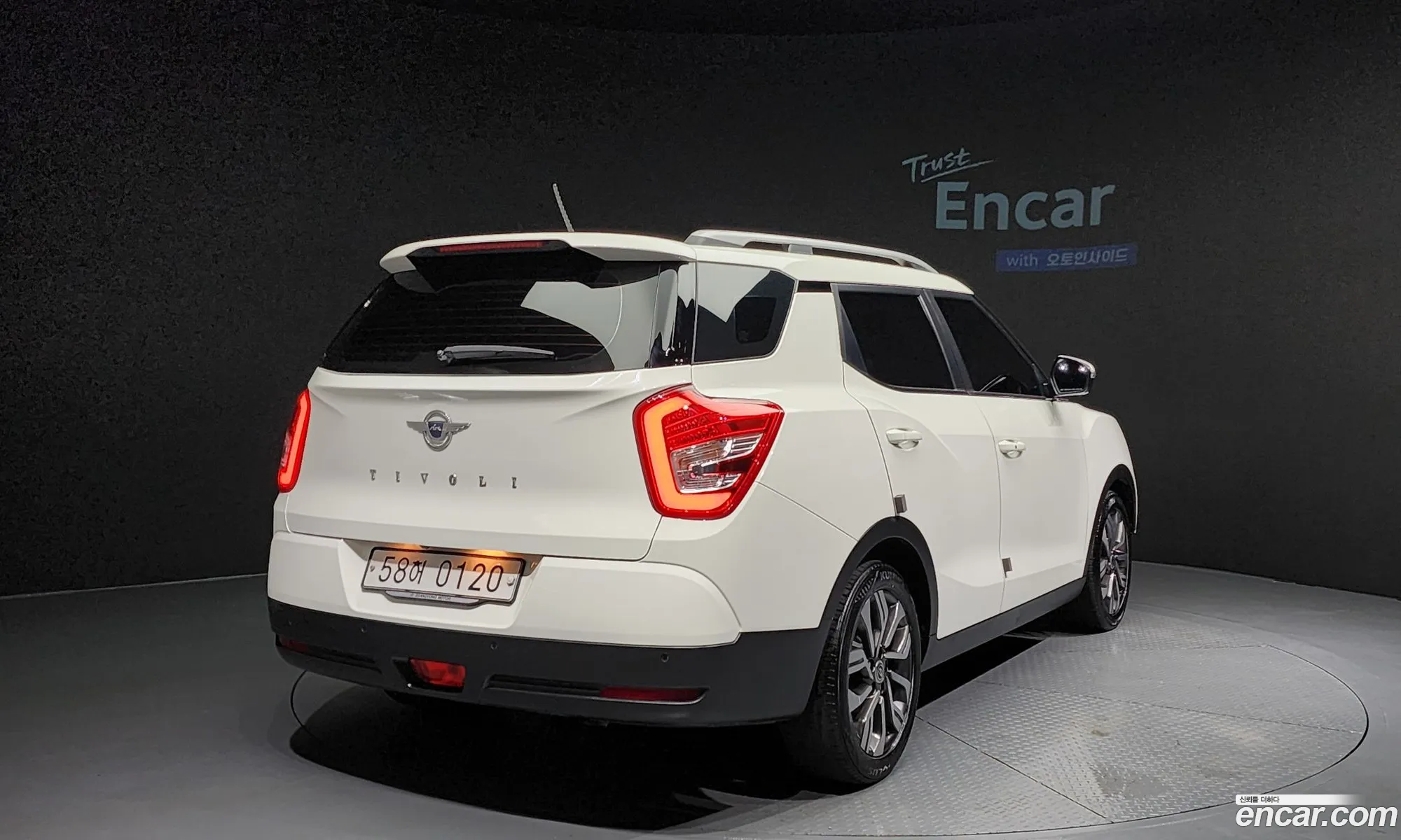 Kg Mobility Ssangyong Tivoli Air Diesel Ix 2Wd - фотография 7350180