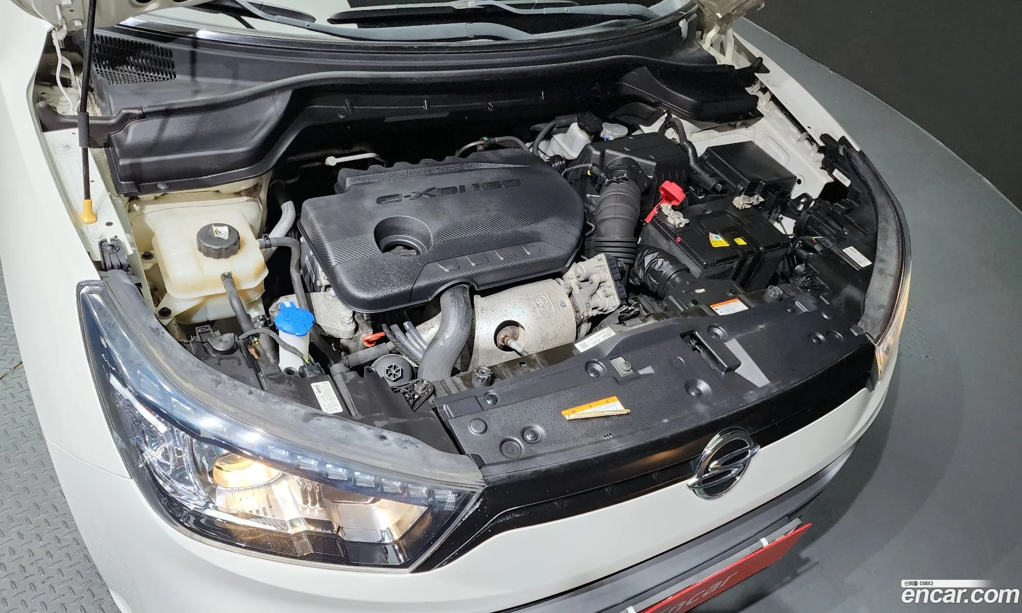 Kg Mobility Ssangyong Tivoli Air Diesel Ix 2Wd - фотография 7350184