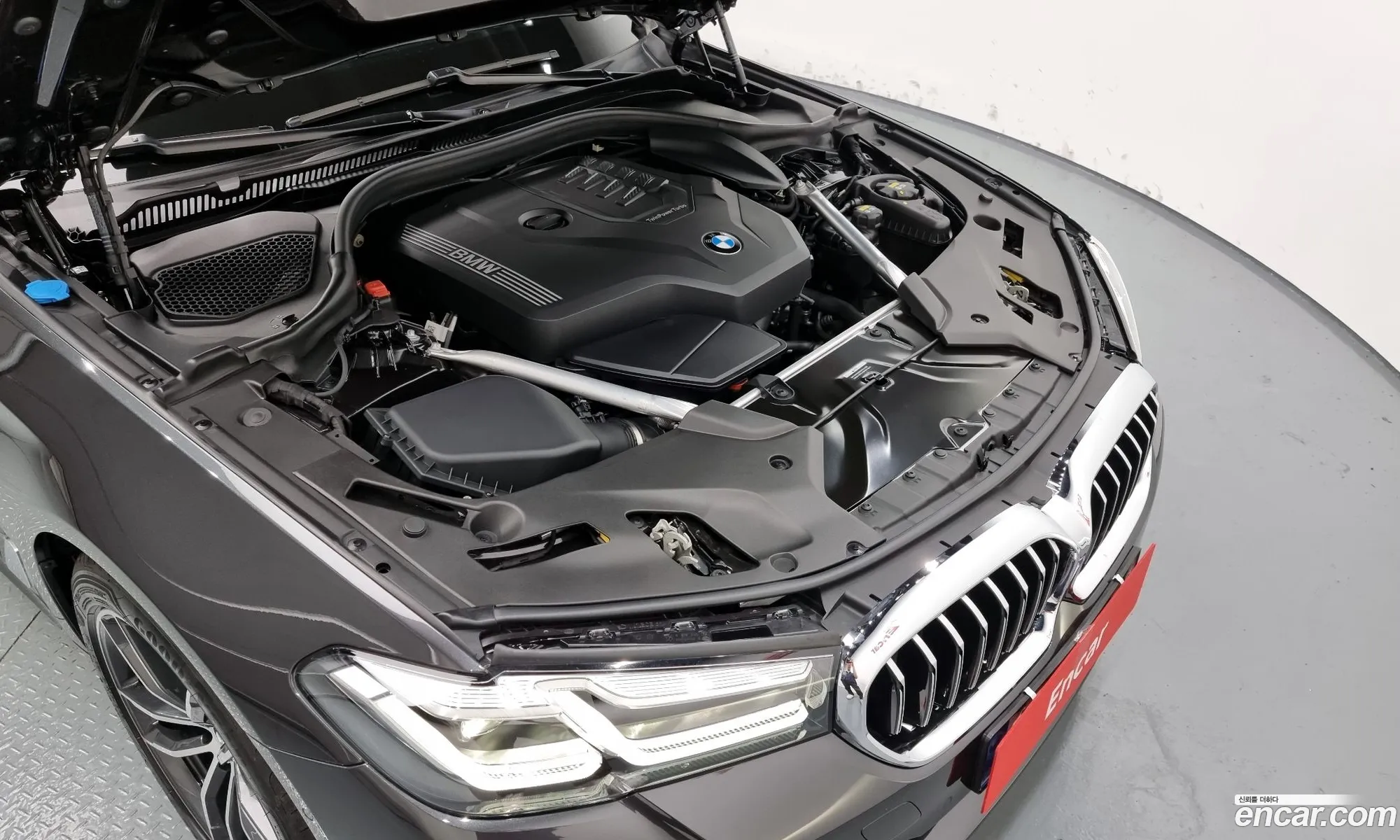 BMW 5 Series G30 520I M Sports - фотография 5943600