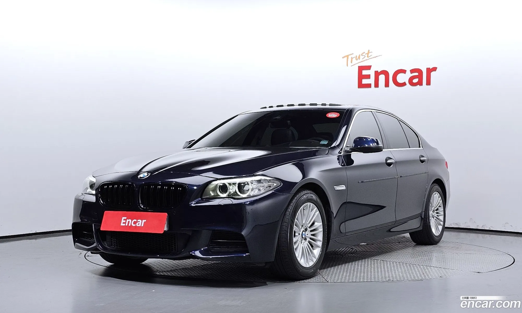BMW 5 Series F10 520D - фотография 4810930